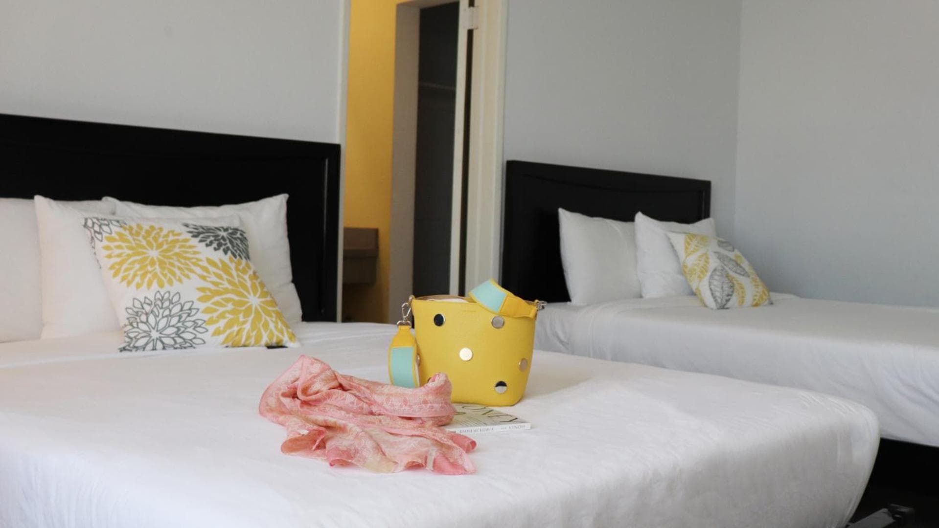 Hometel Suites — 26