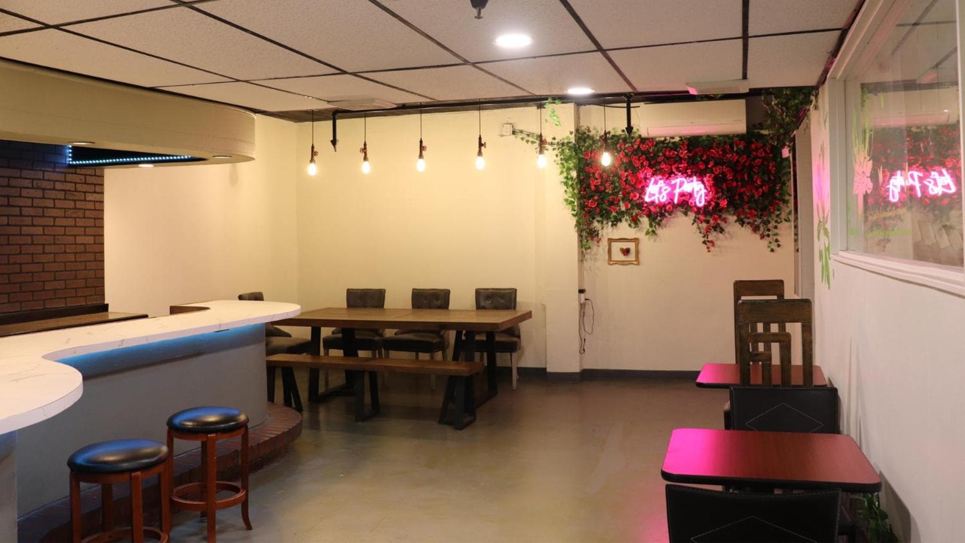 Hometel Suites — 6