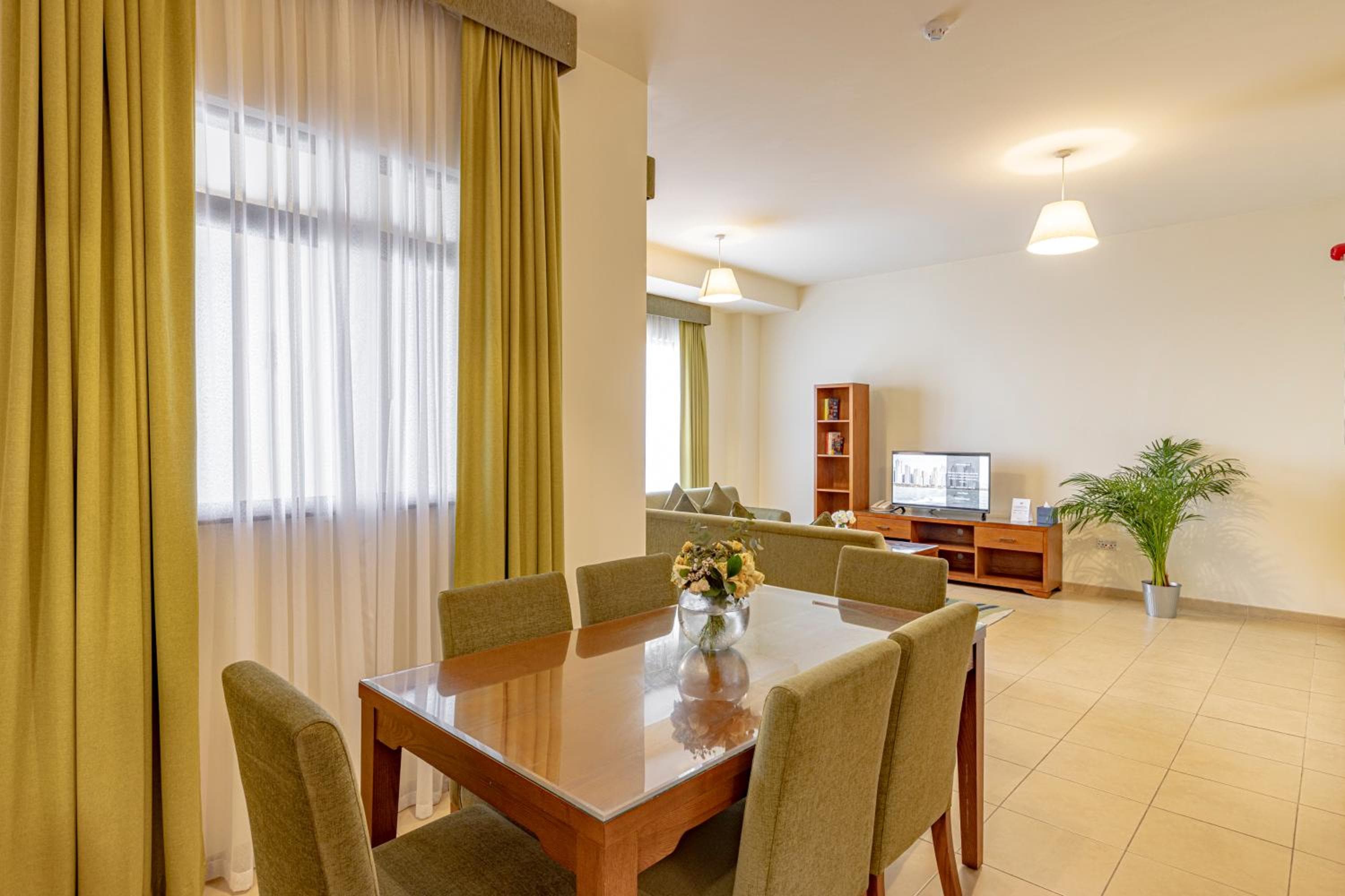 Roda Amwaj Suites Jumeirah Beach Residence — 9