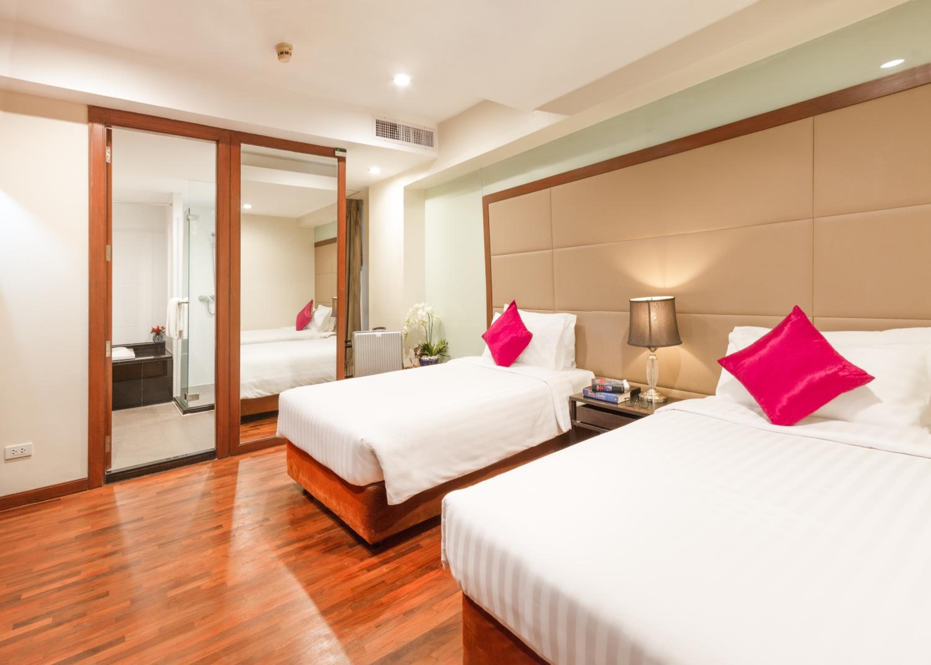 FuramaXclusive Sathorn, Bangkok — 7