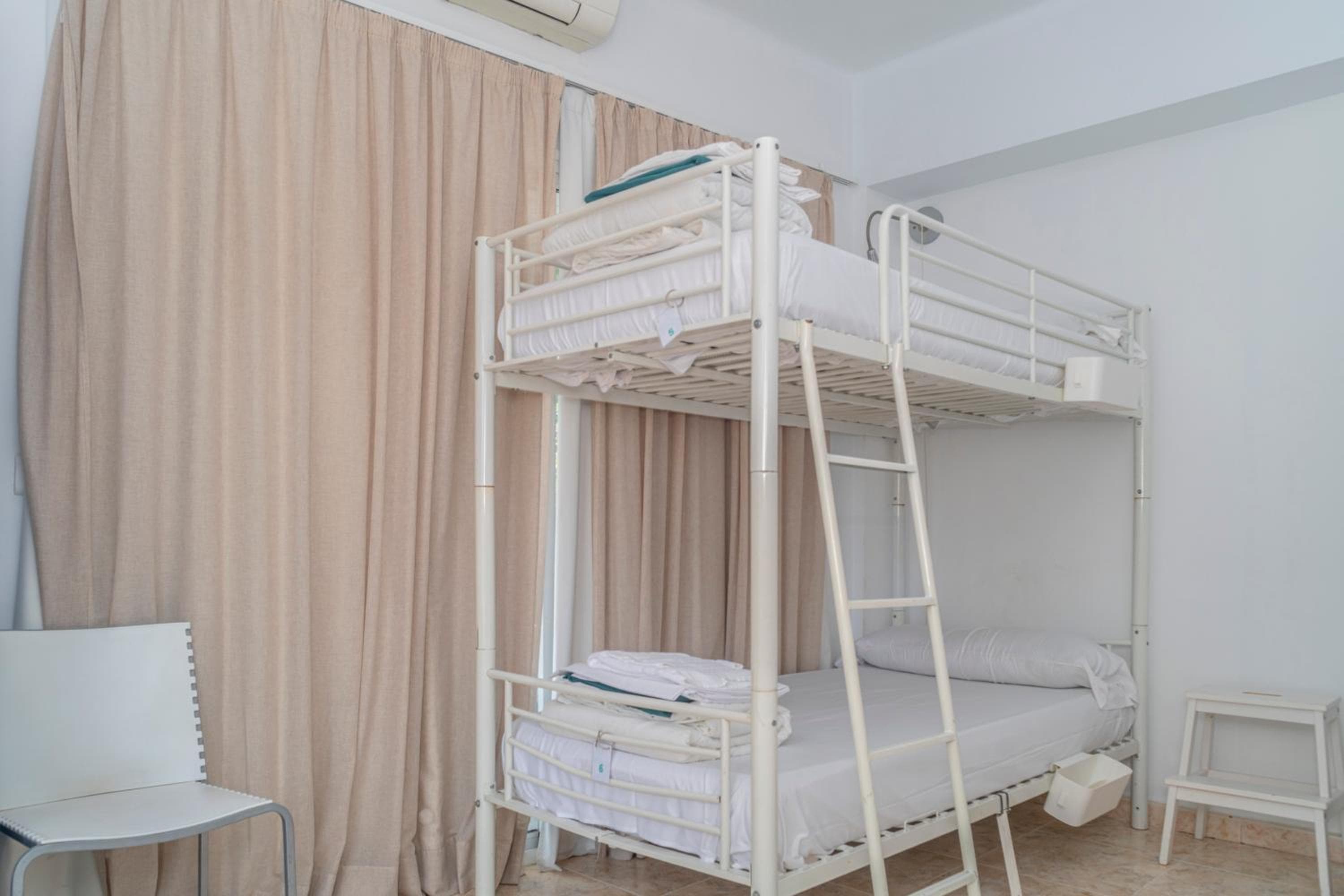La Moraga de Poniente Malaga Hostel — 24