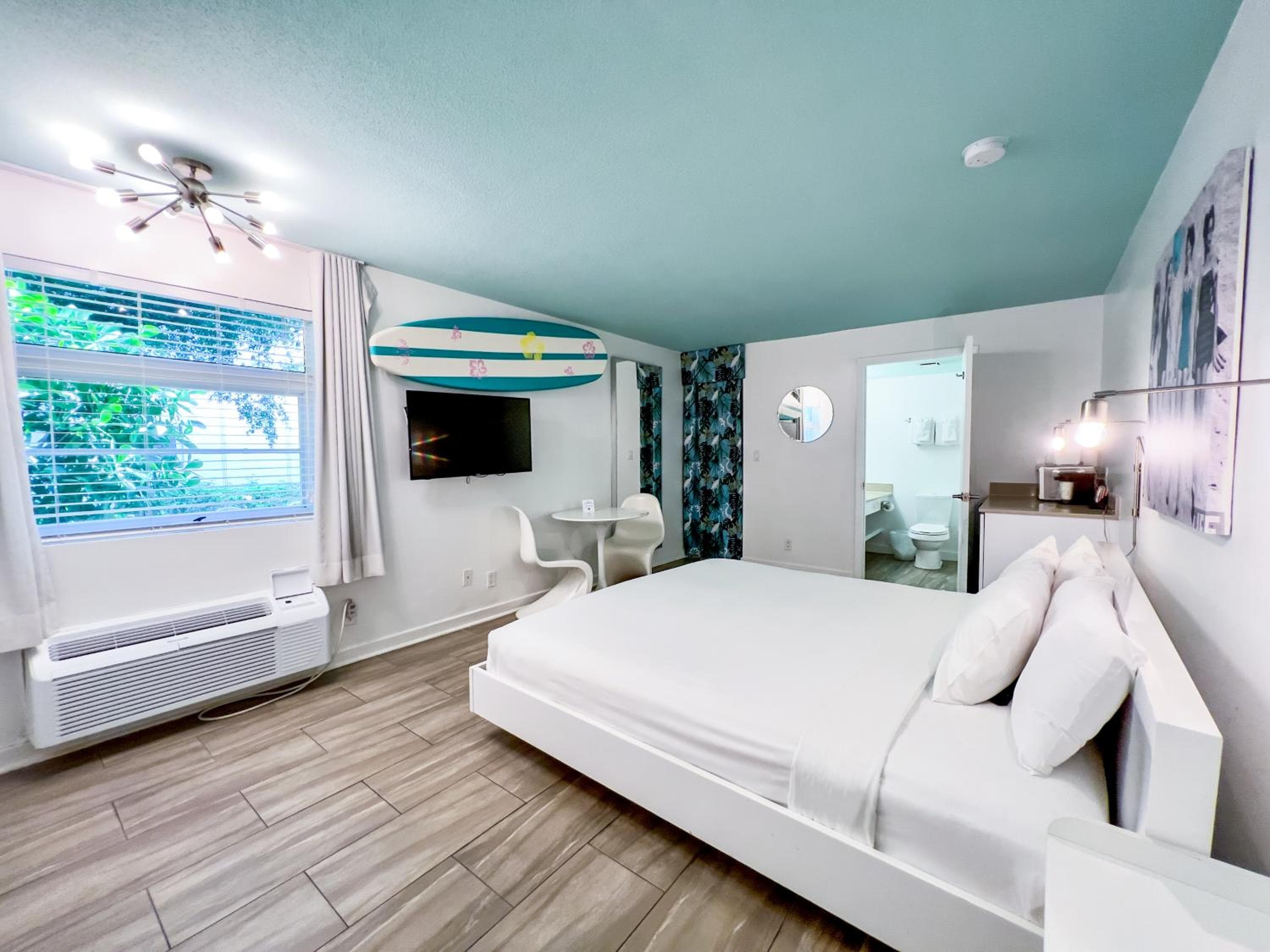 Aqua Hotel — 21