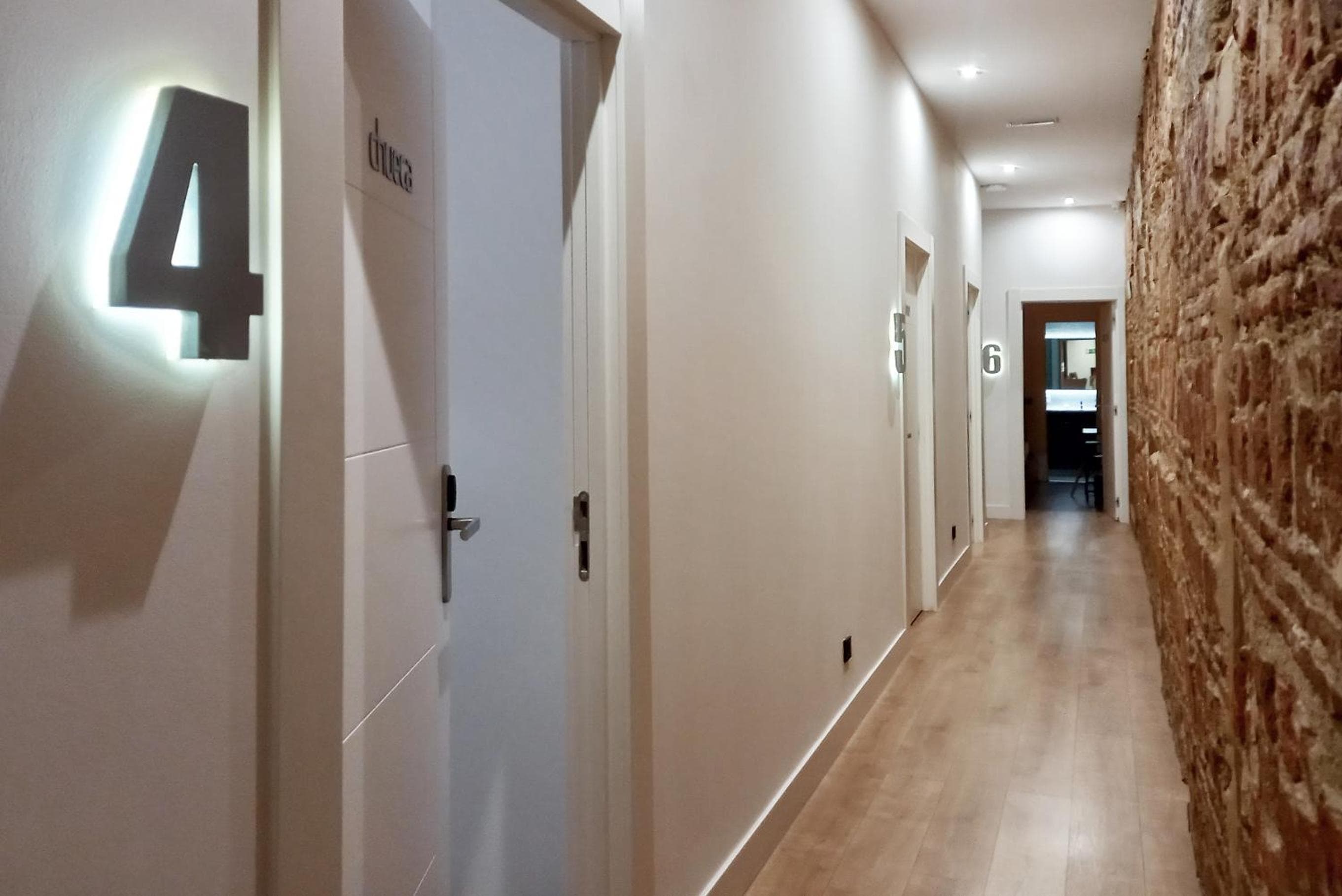 Woohoo Rooms Chueca — 10