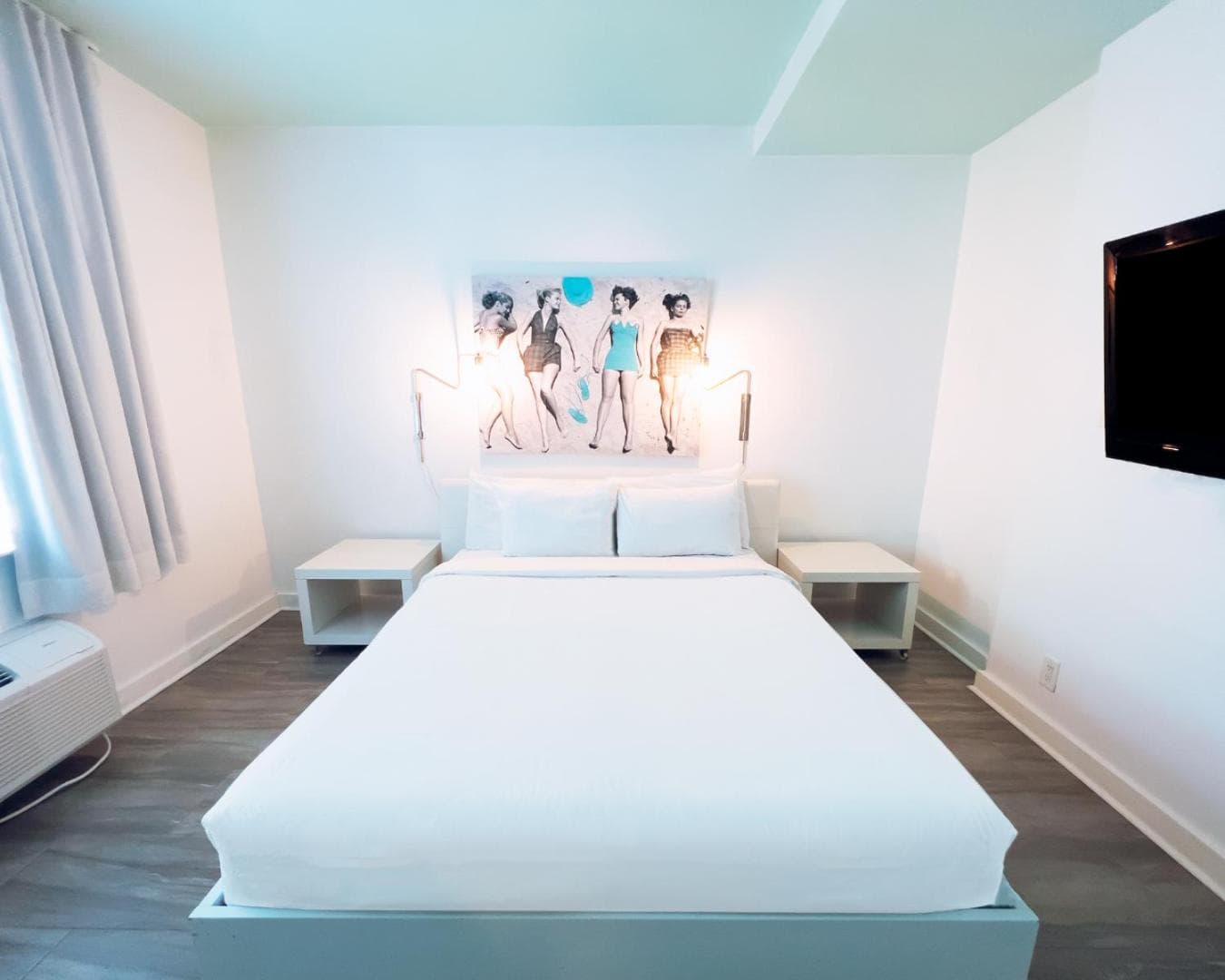 Aqua Hotel — 24