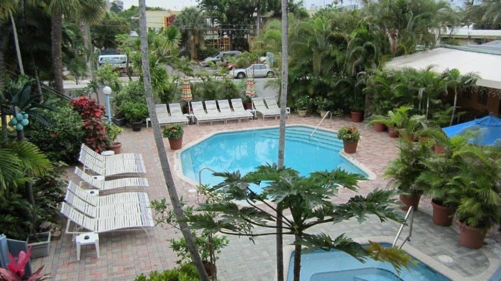 Victoria Park Hotel — 5