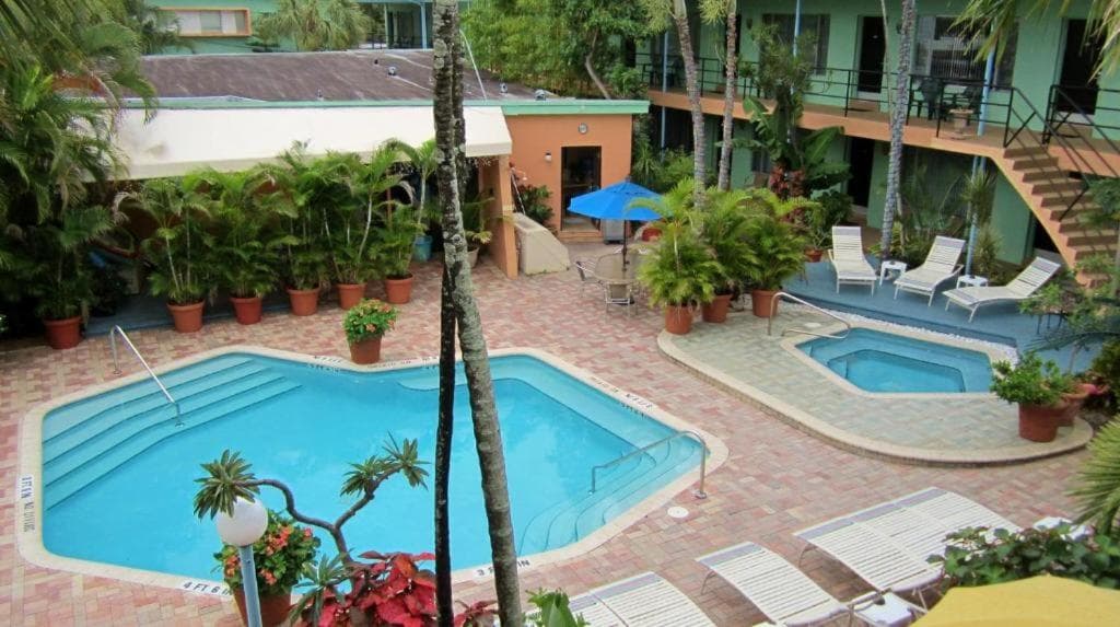 Victoria Park Hotel — 8