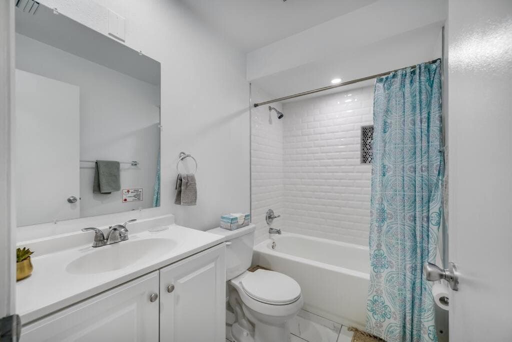 Casa a Tampa con piscina privata e altro ancora — 13