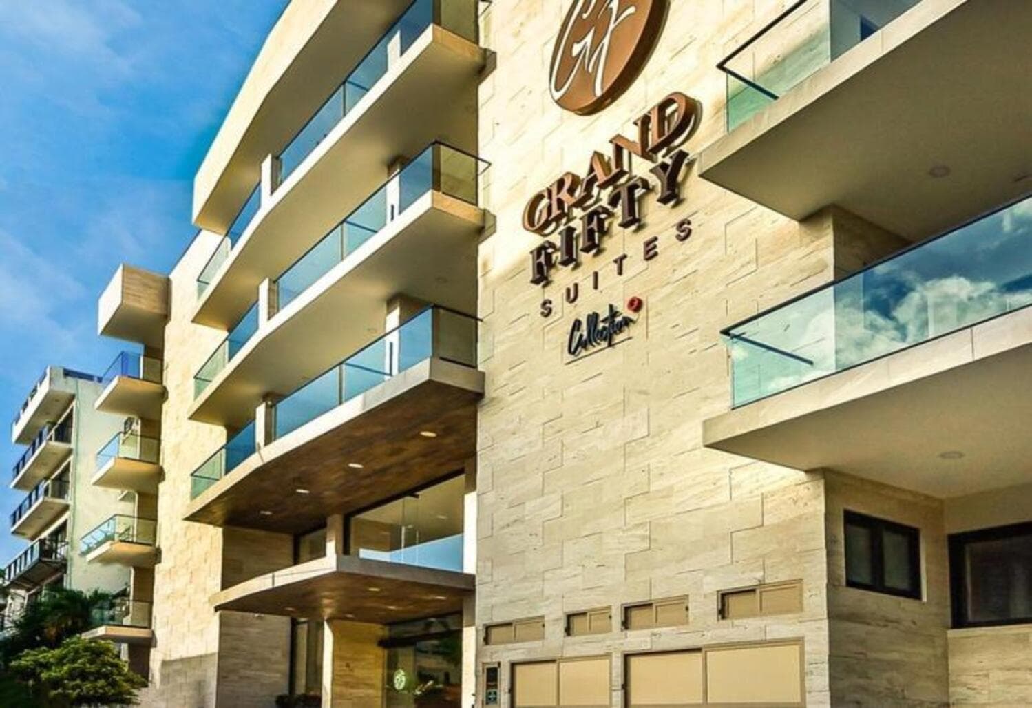 Grand Cincuenta Suites — 8