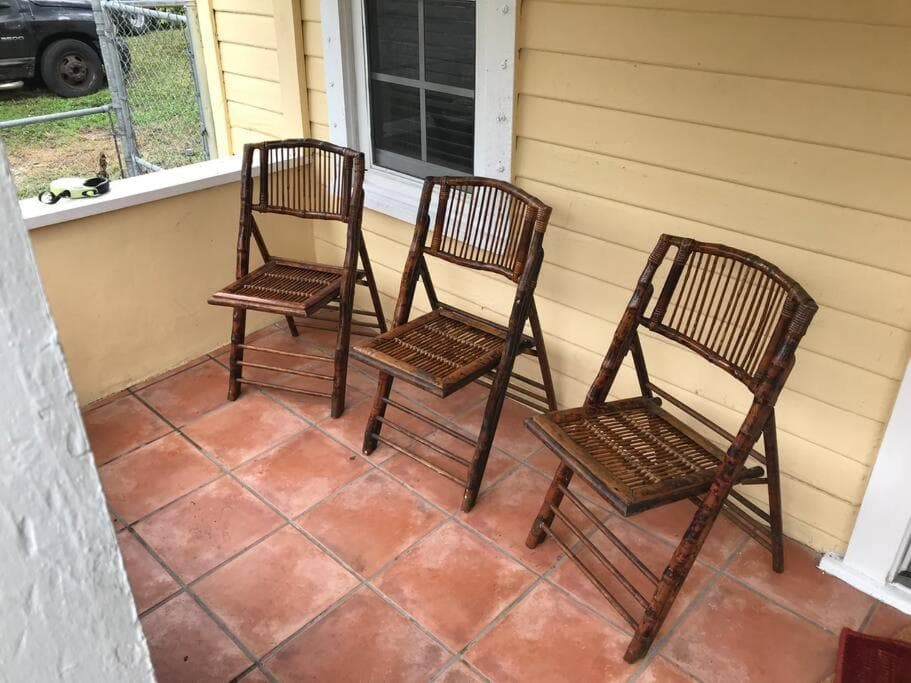 Dimora storica in stile Key West a Coconut Grove in Florida La Casa Gialla — 1