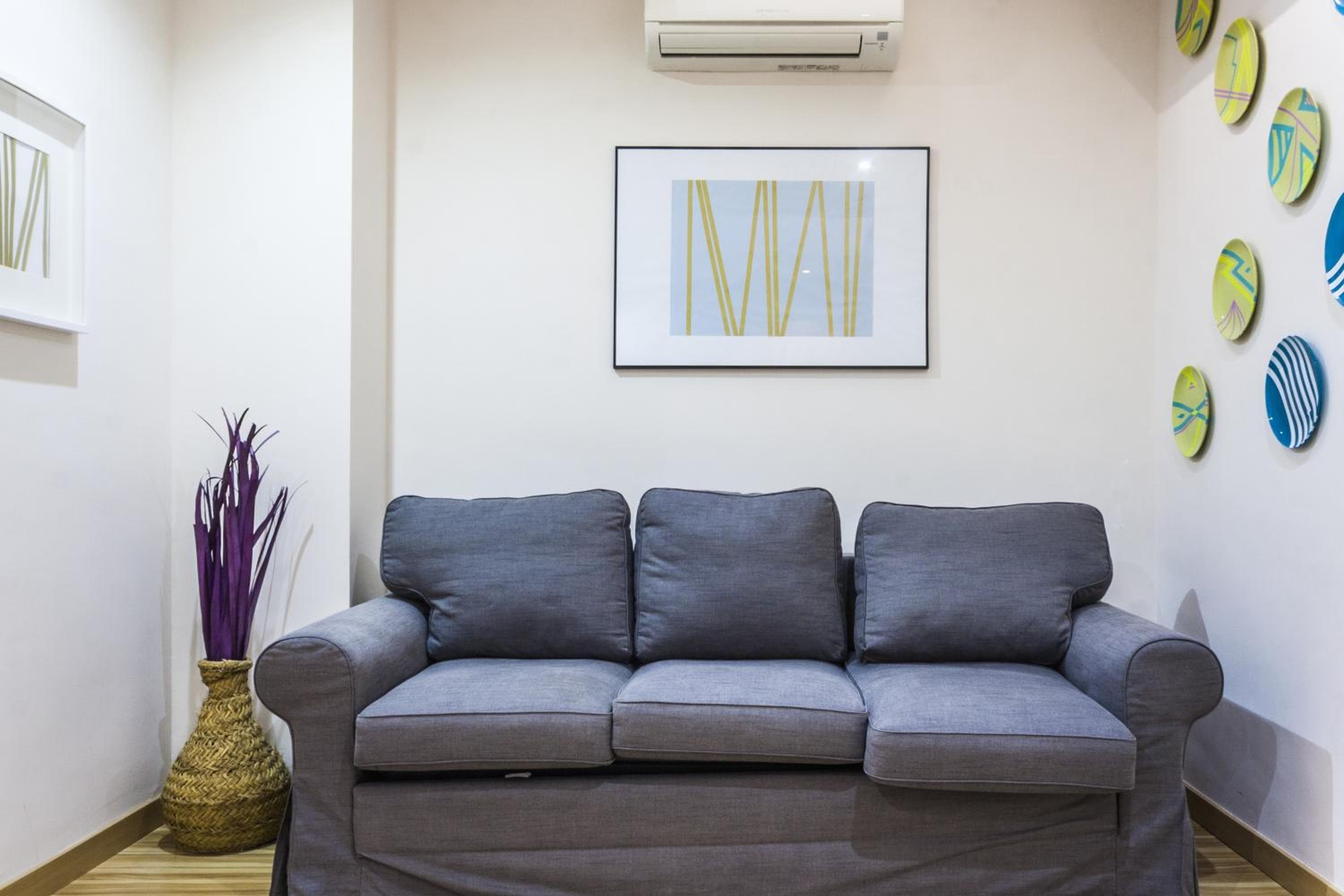 Mola Suites — 12