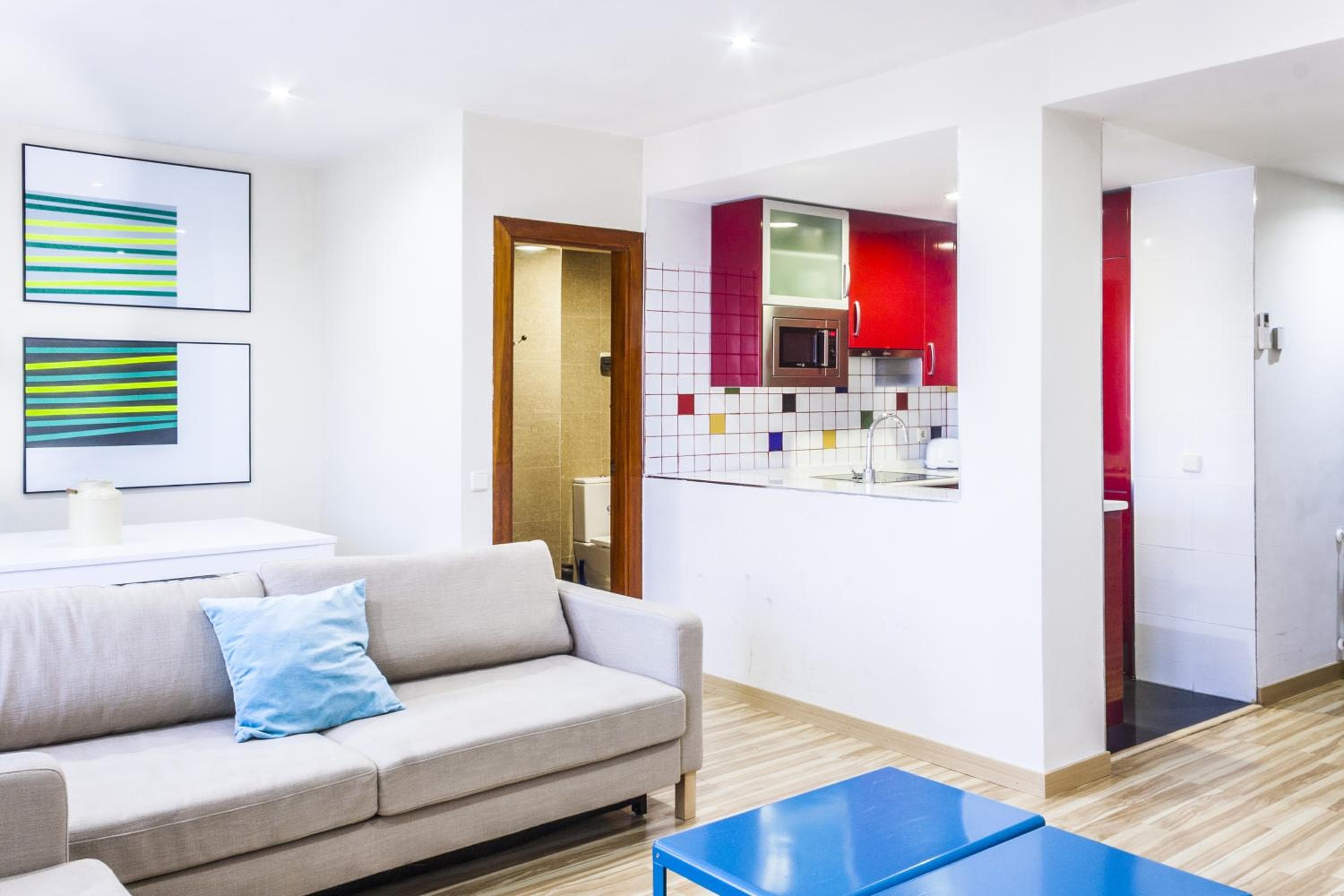 Mola Suites — 15