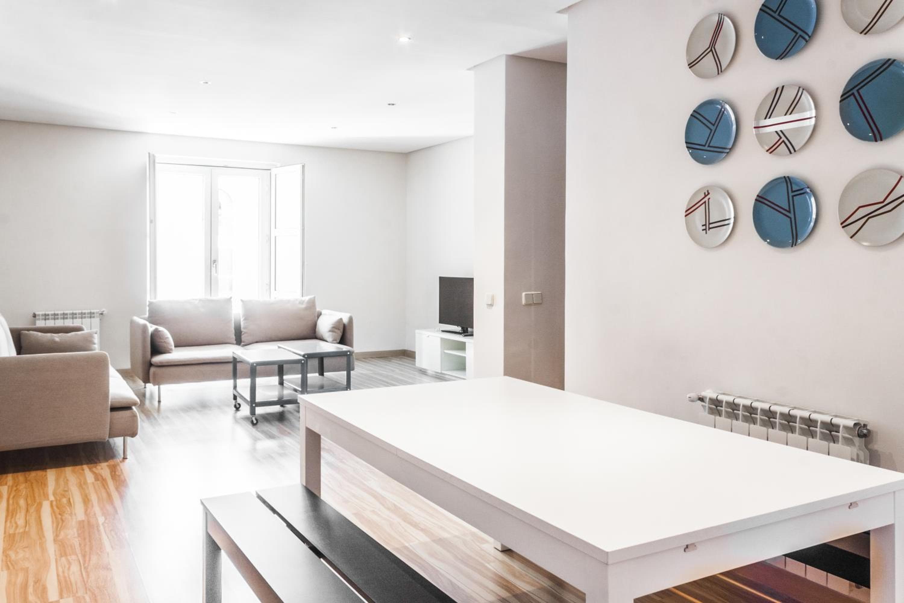 Mola Suites — 27