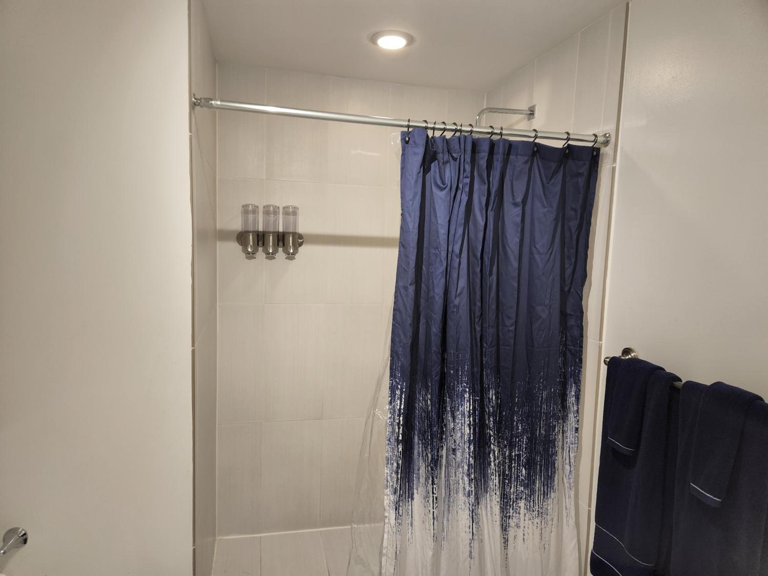 Maravilloso condominio de 1 dormitorio en Midtown. — 15