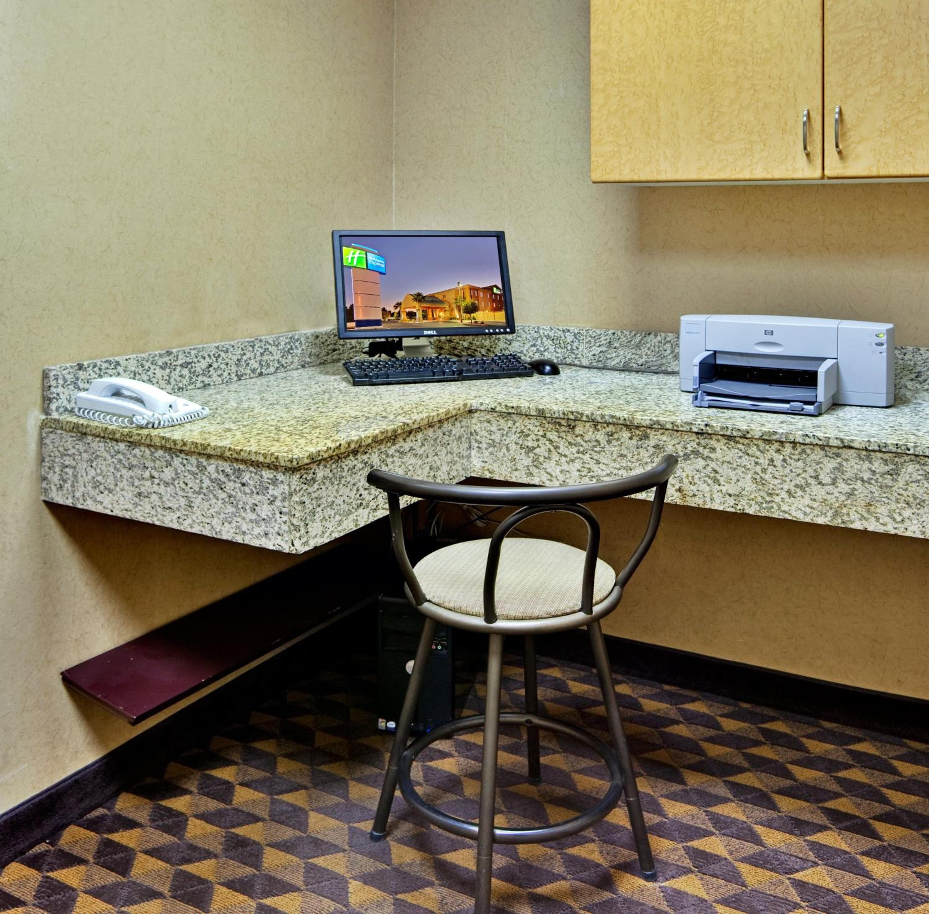 Holiday Inn Express Las Vegas-Nellis by IHG — 30