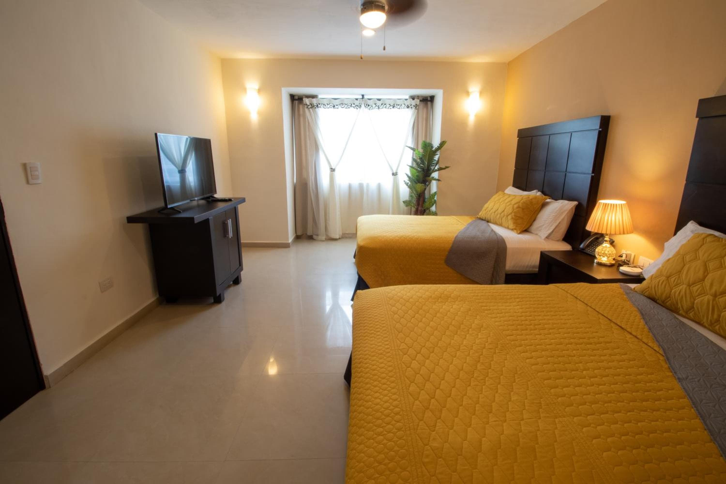 Hotel Villas Segovia Suites Playa del Carmen — 29