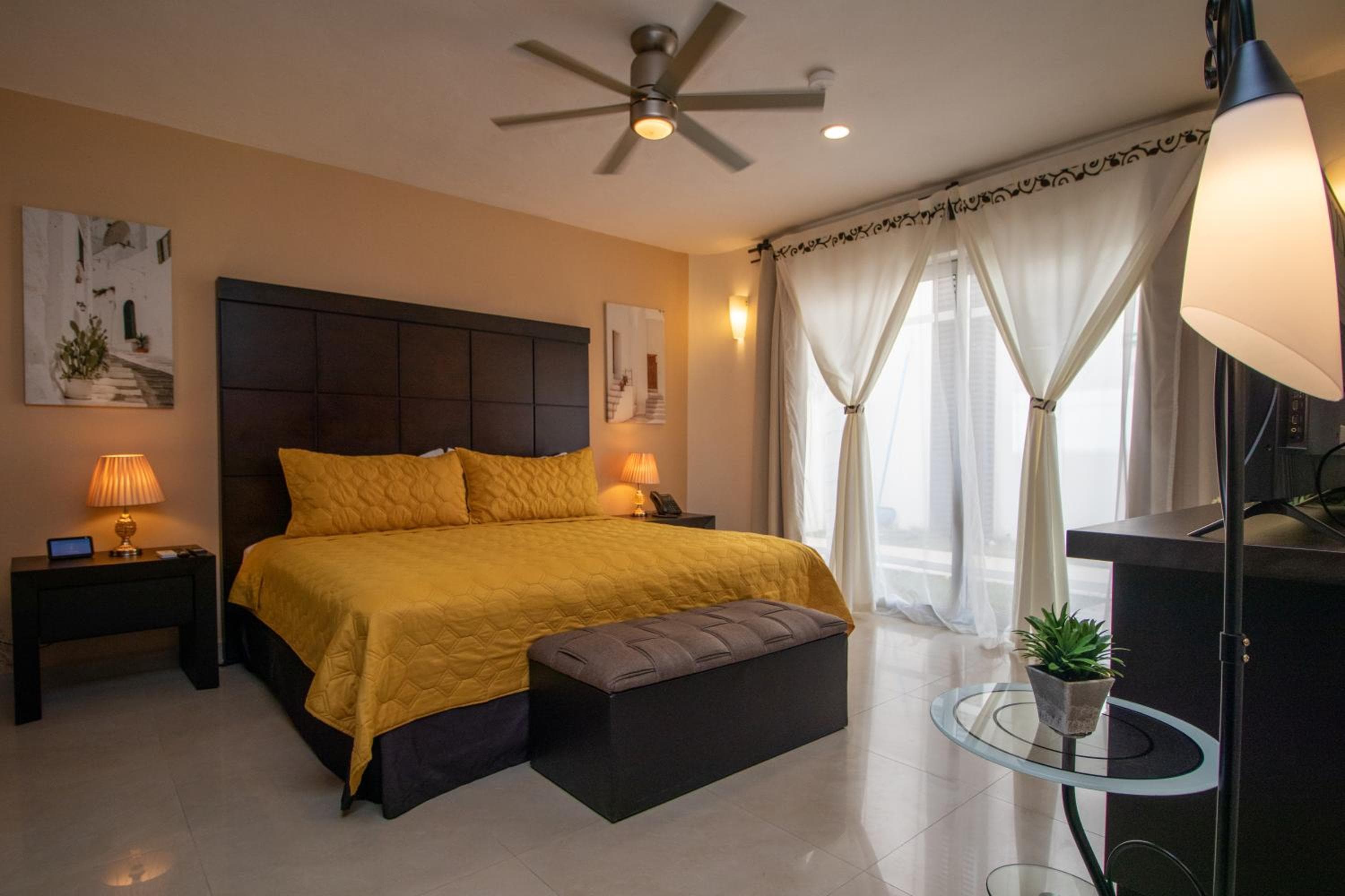 Hotel Villas Segovia Playa del Carmen — 26