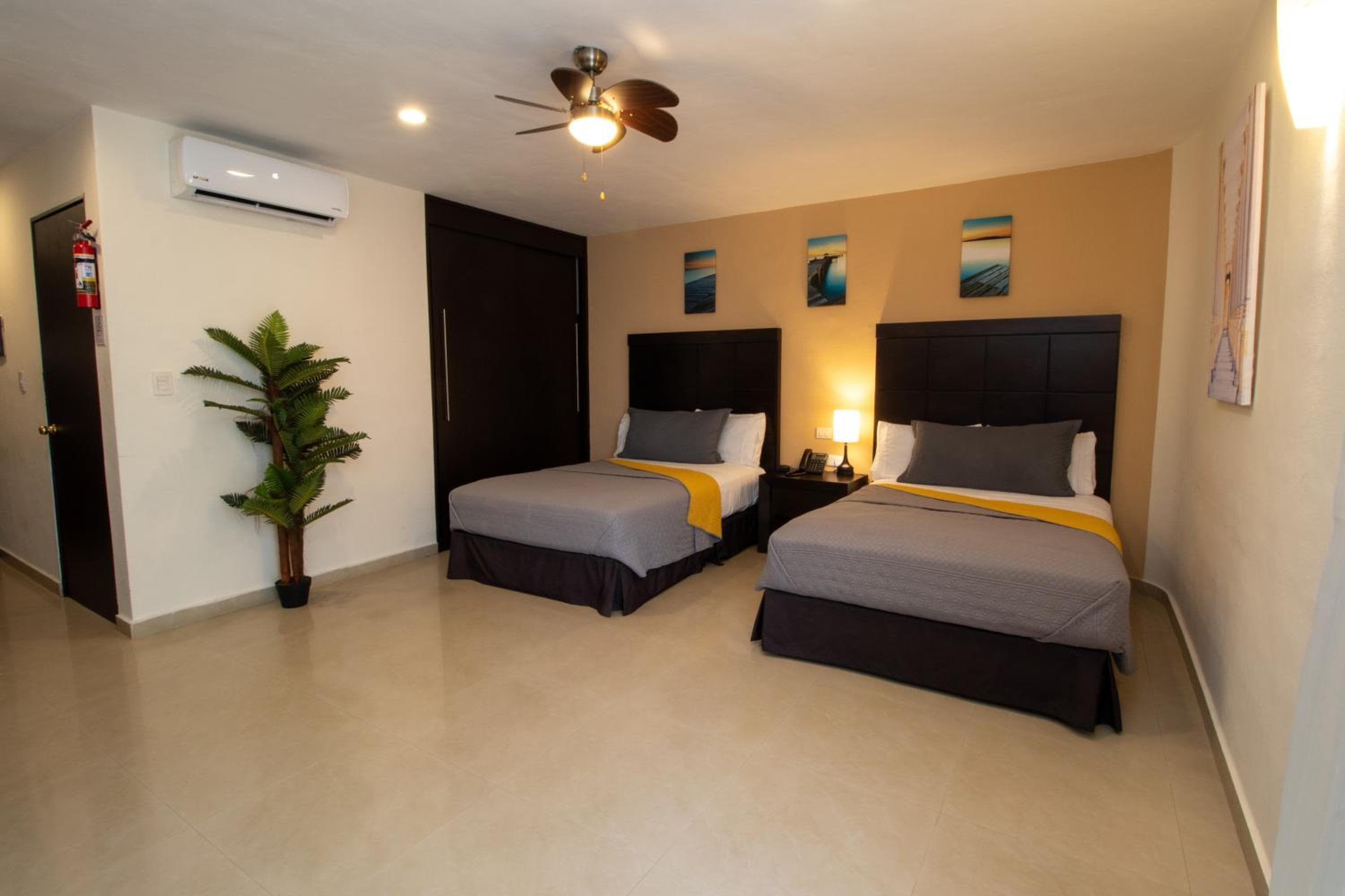 Hotel Villas Segovia Playa del Carmen — 24