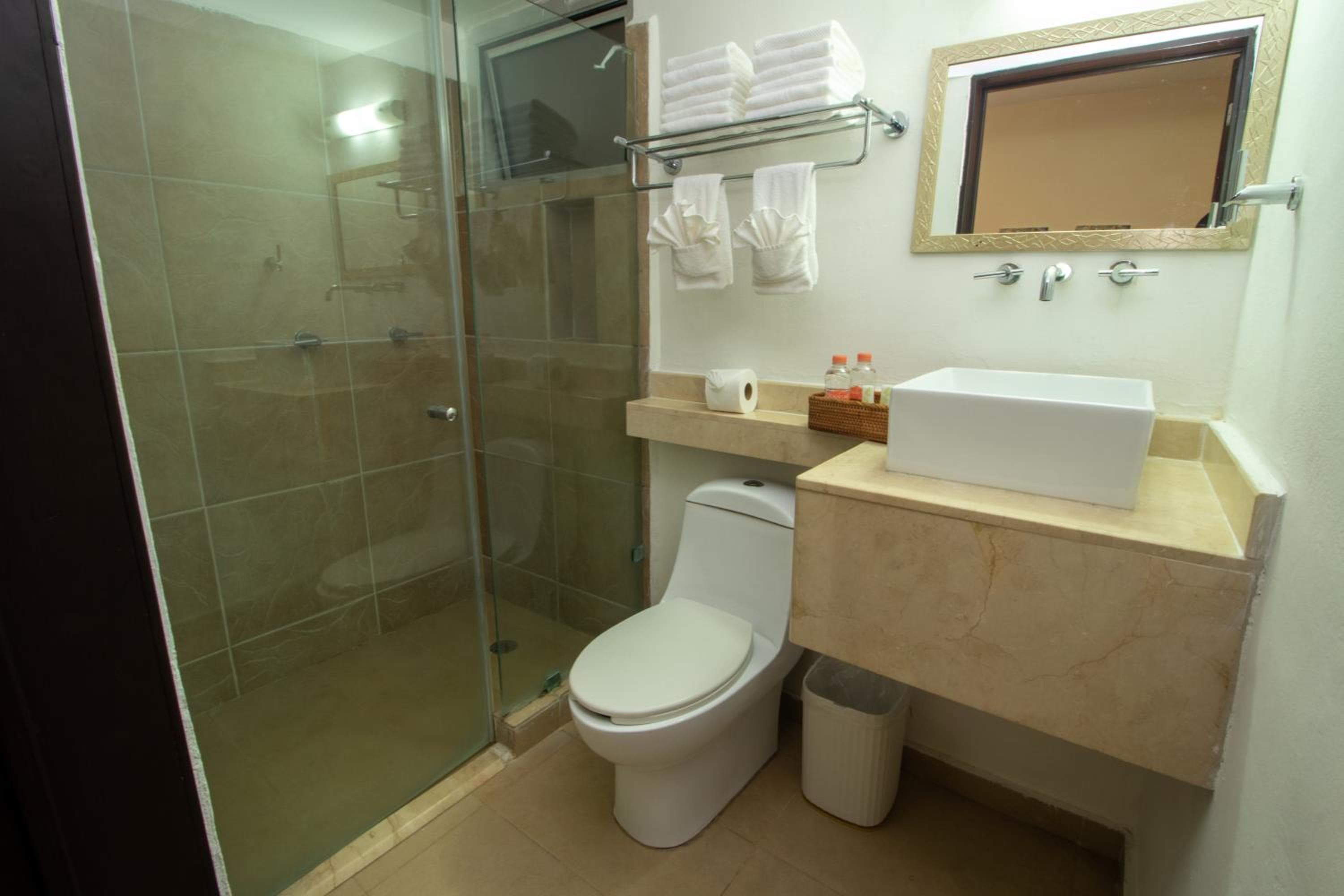Hotel Villas Segovia Playa del Carmen — 27