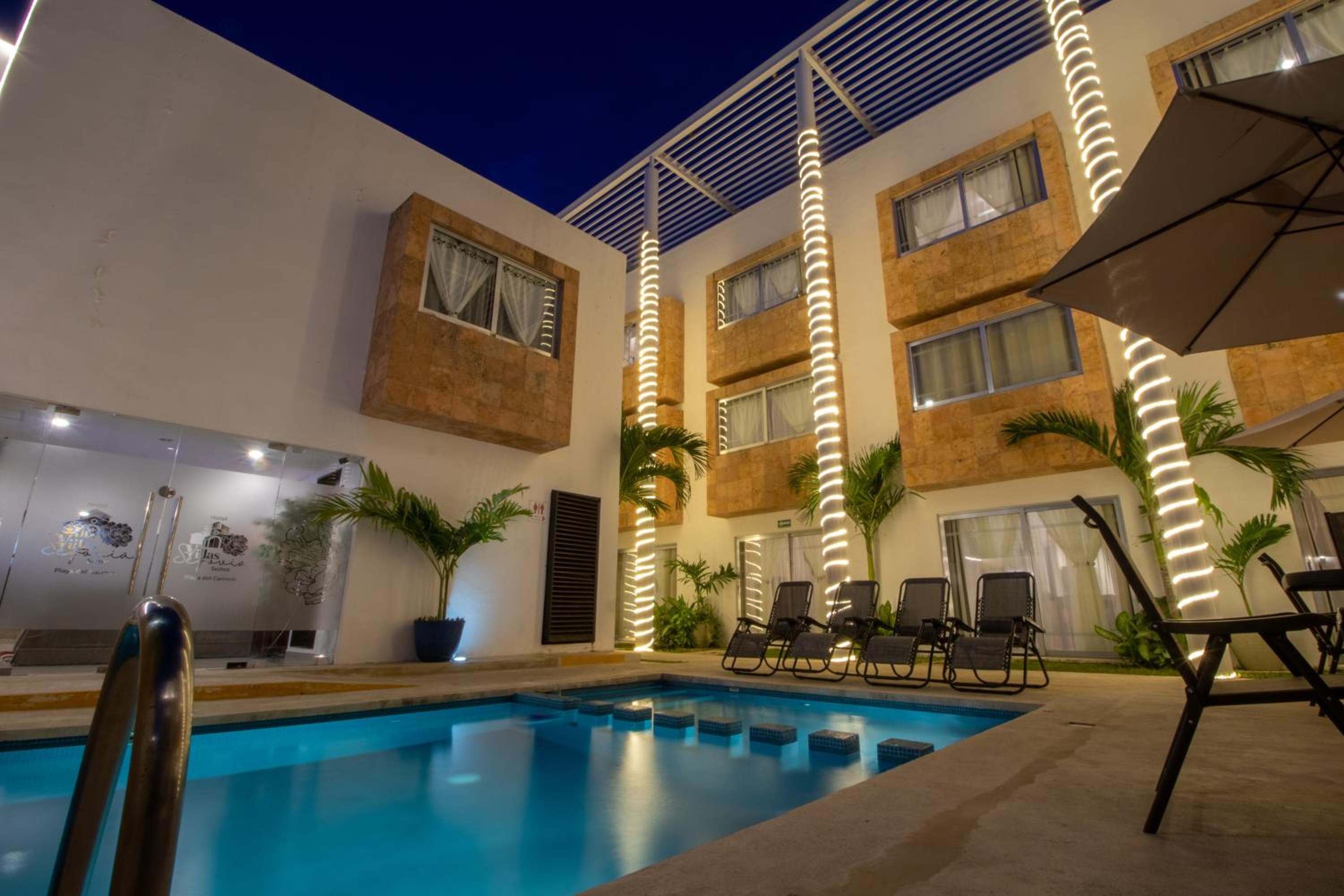 Hotel Villas Segovia Suites Playa del Carmen — 4