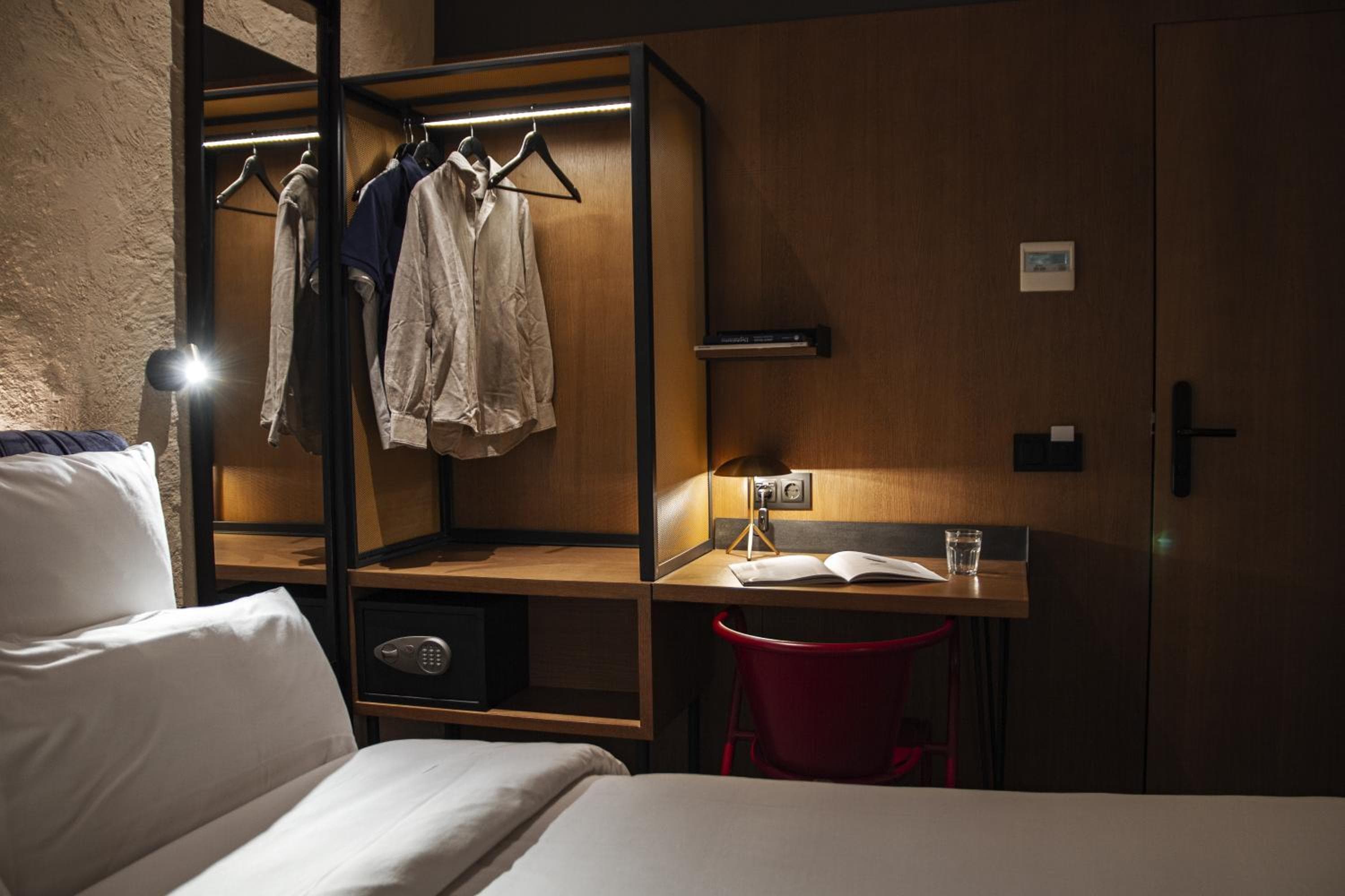 Letoh Letoh Gran Vía hotel, Calle de Leganitos 41, Madrid, Spain — photo 33