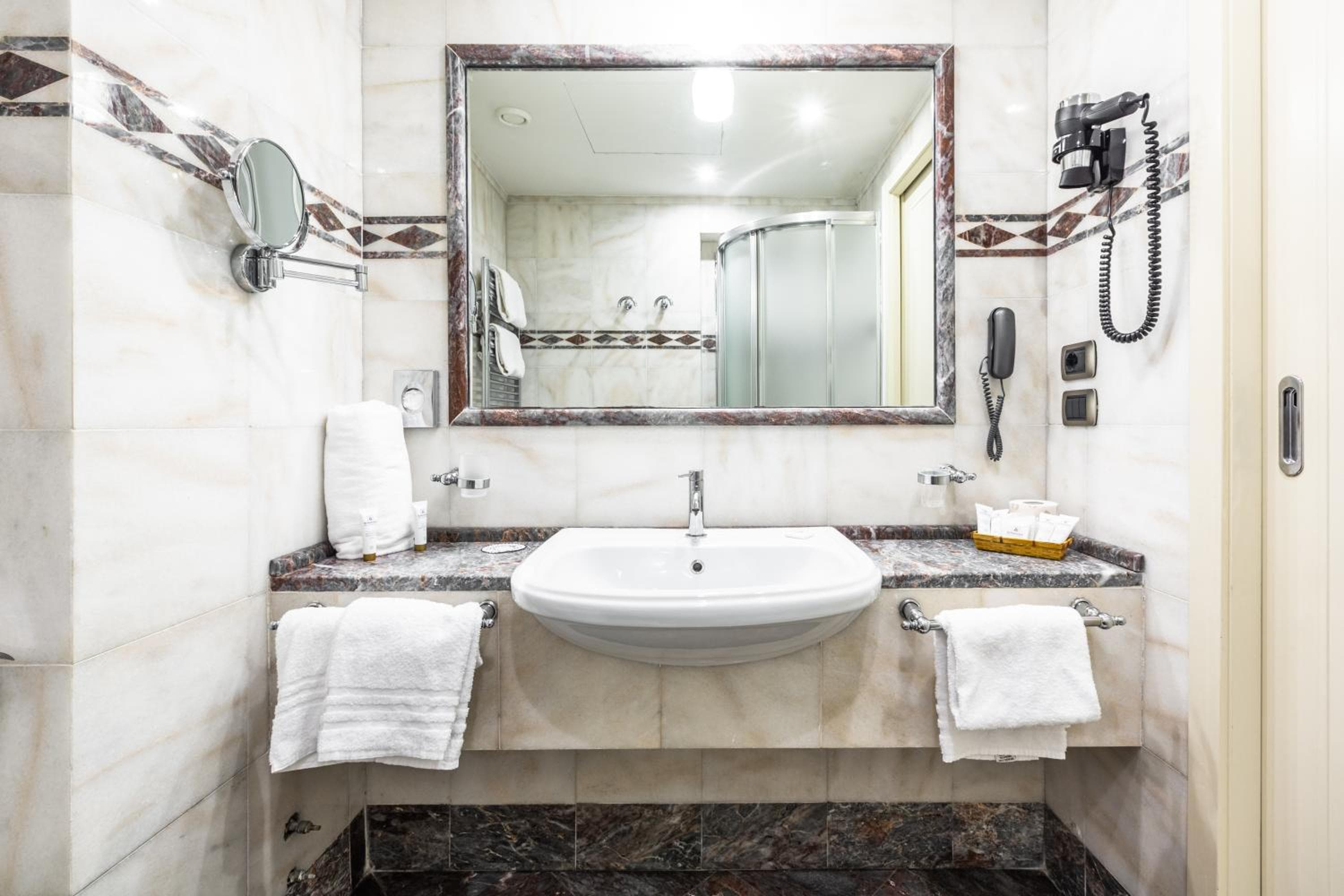 Hotel Delle Nazioni — 22