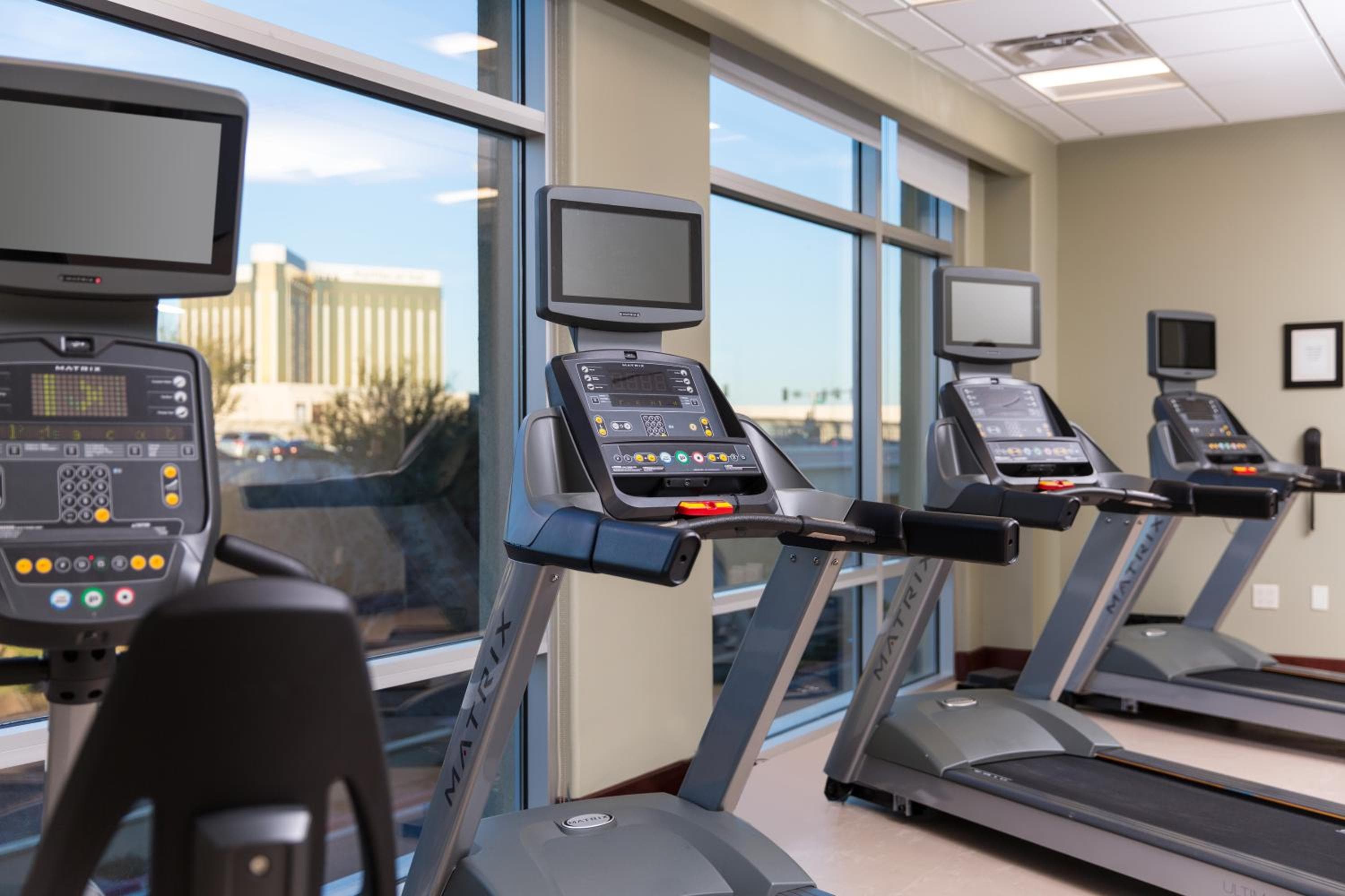 Staybridge Suites Las Vegas - Distrito del Estadio — 4