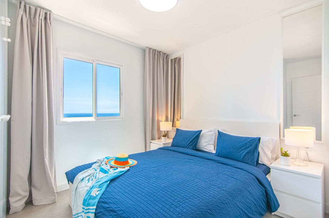 Modern Ocean View Apartment PH12 — 4