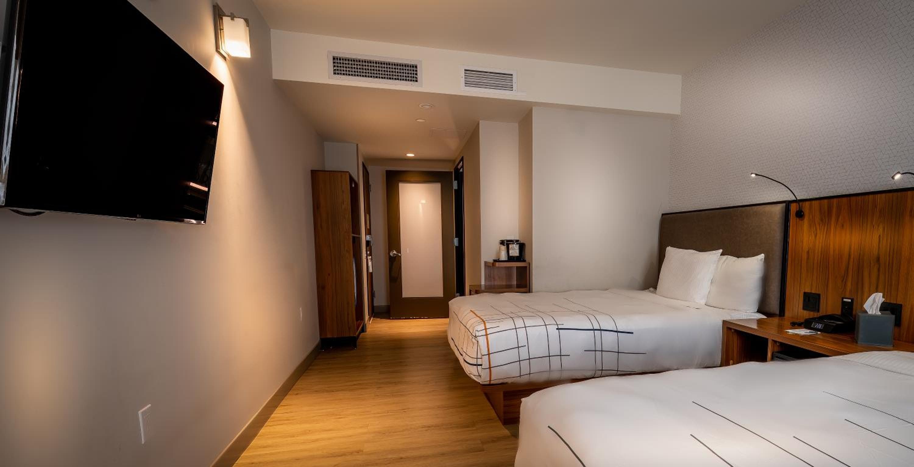 La Quinta by Wyndham Time Square South — 9