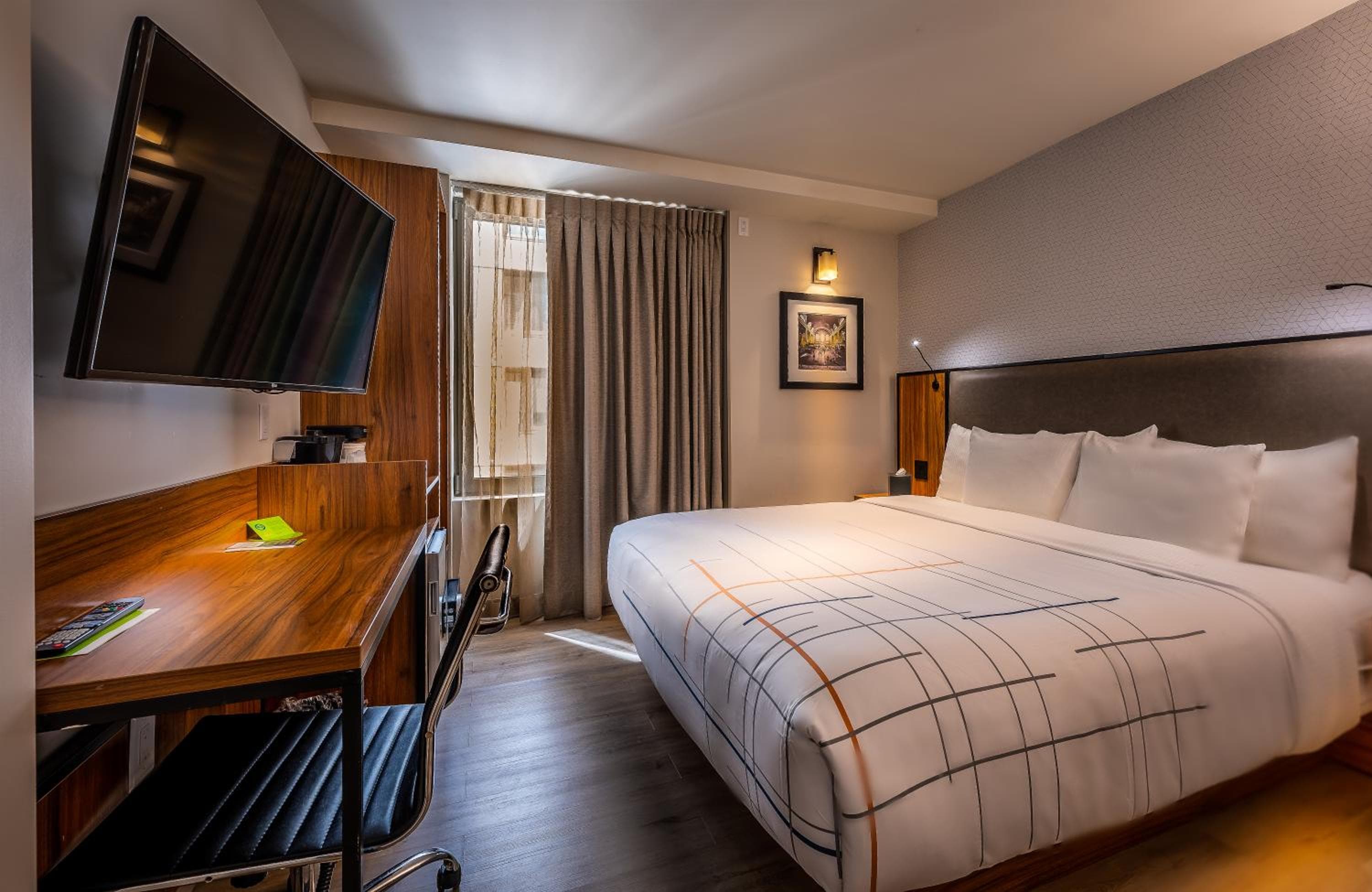 La Quinta by Wyndham Time Square South — 25