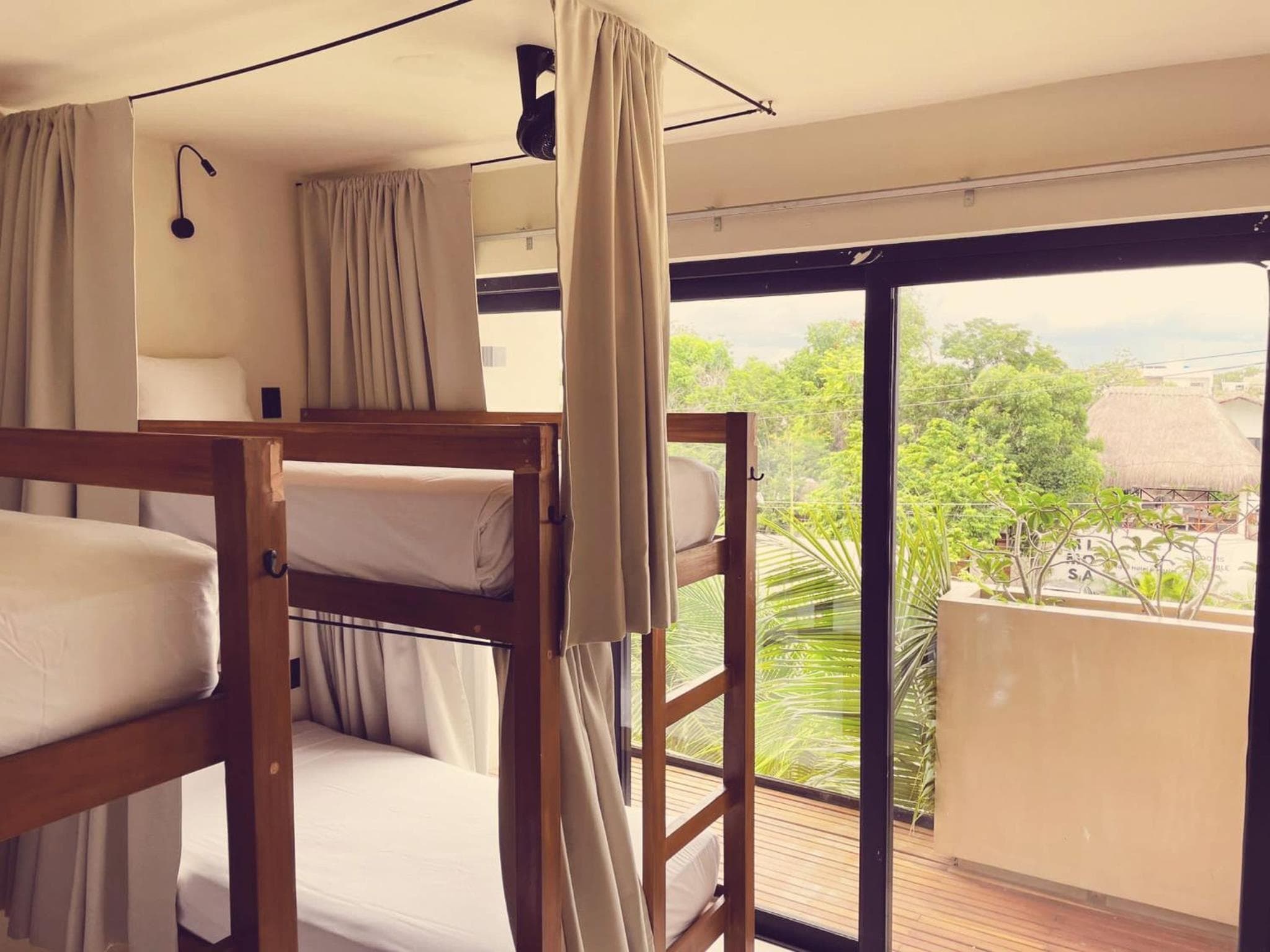 Moonshine Tulum Hotel & Hostel — 30