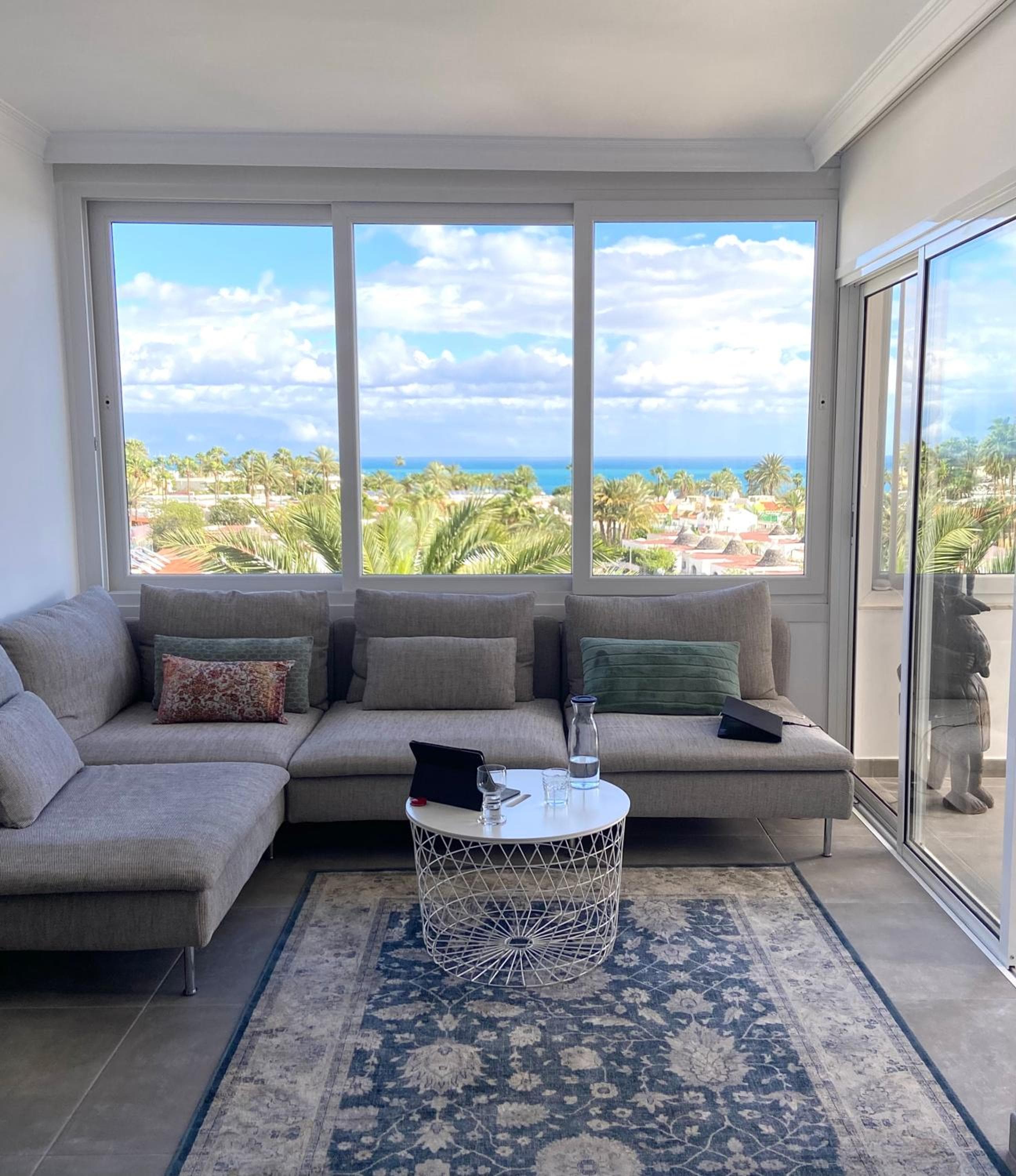 Excelsior I Sea View Apartment — 2