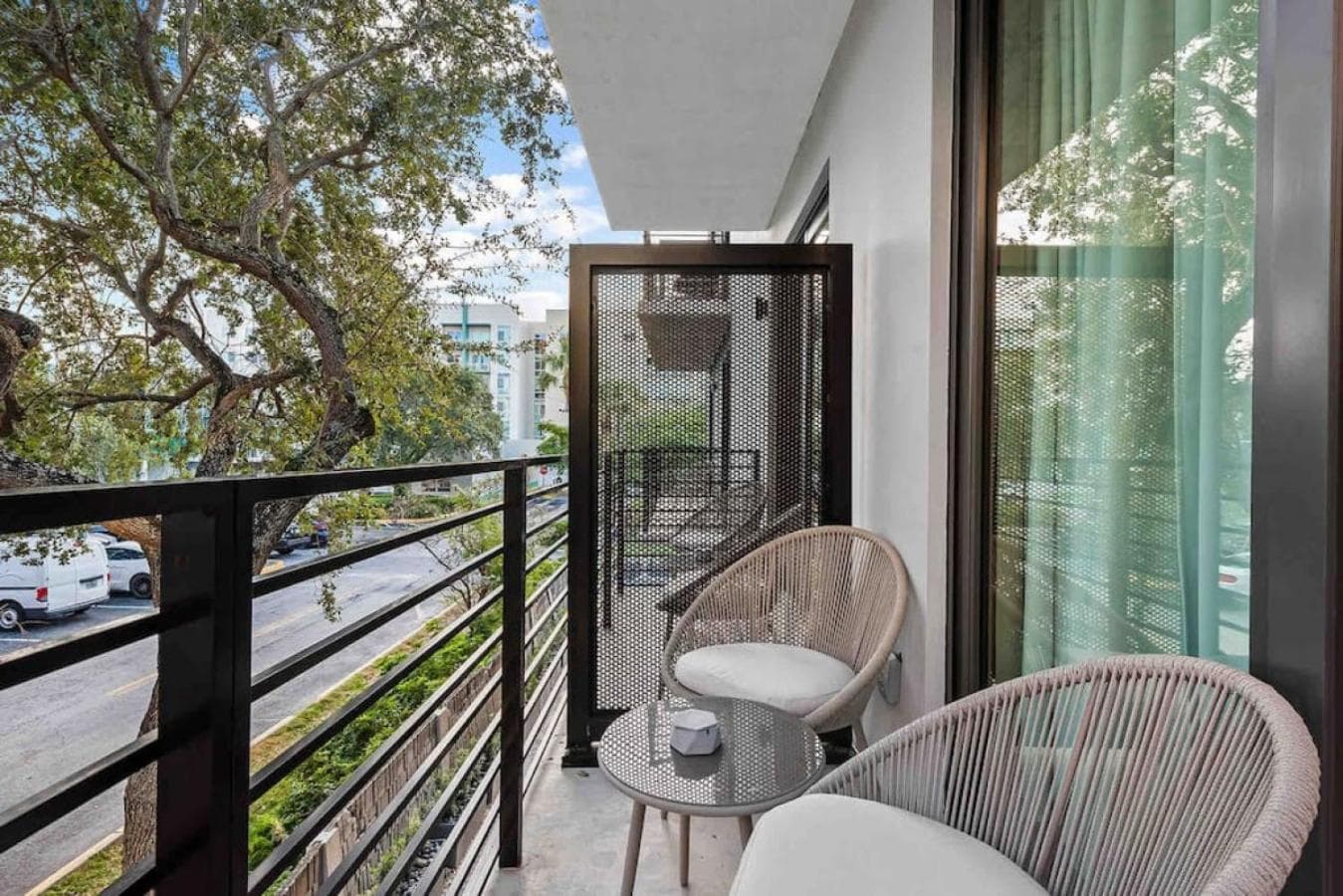 Schönes Rola 203 Deluxe Apartment mit Kingsize-Bett in Strandnähe und in der Nähe der Innenstadt — 15