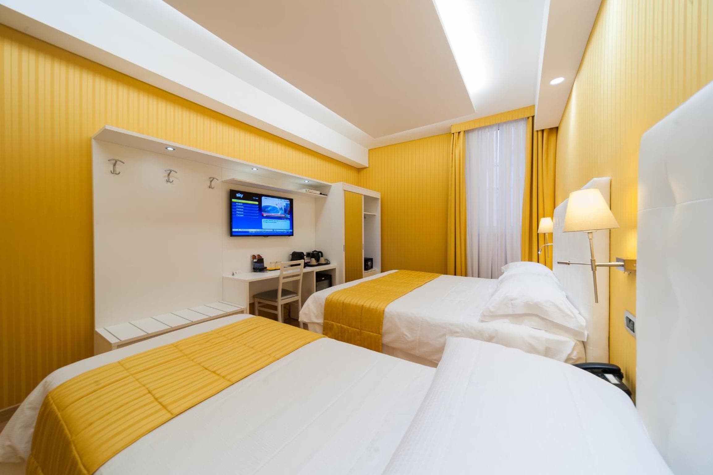 Trevi 41 Hotel — 24