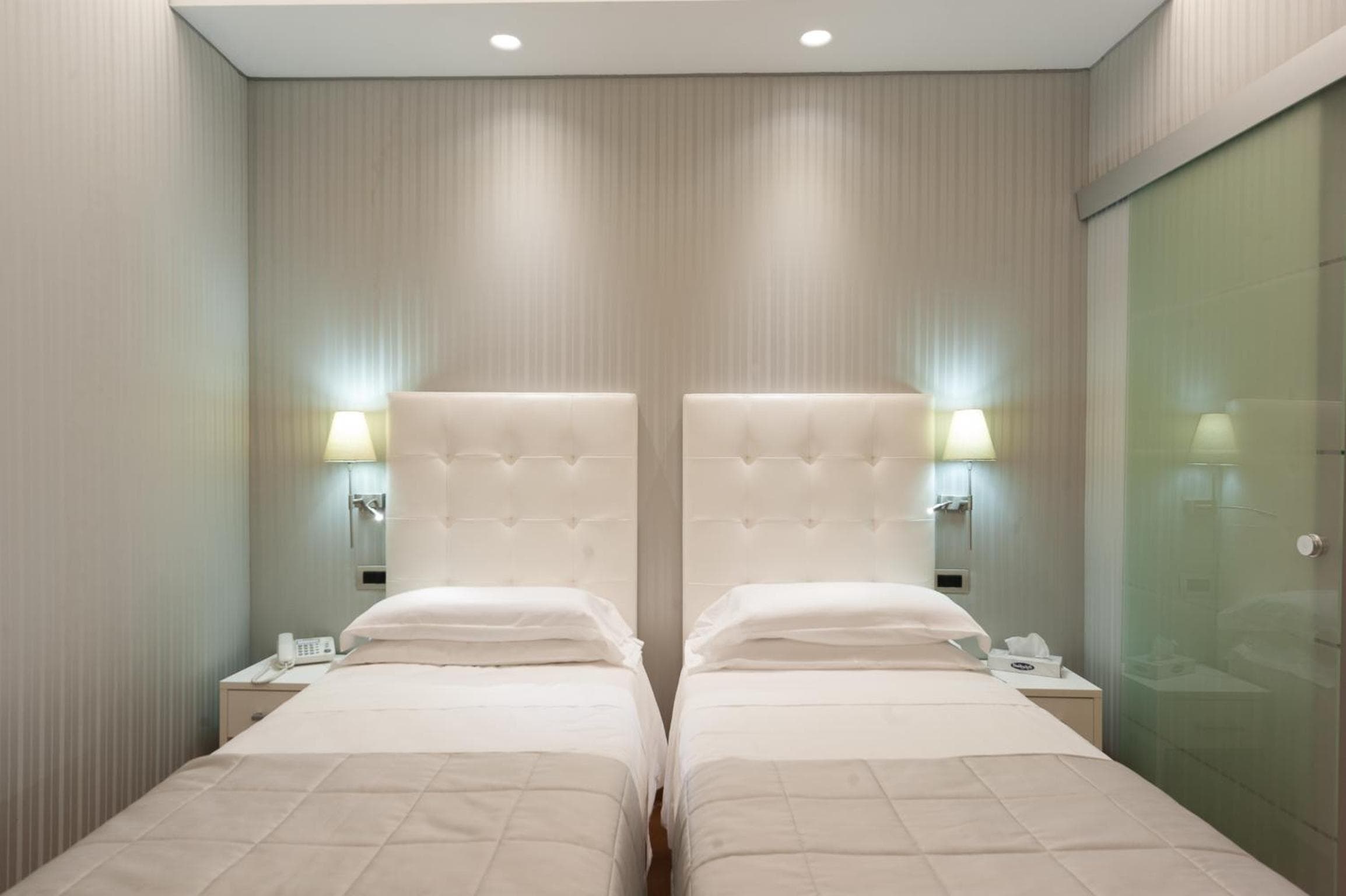 Trevi 41 Hotel — 22