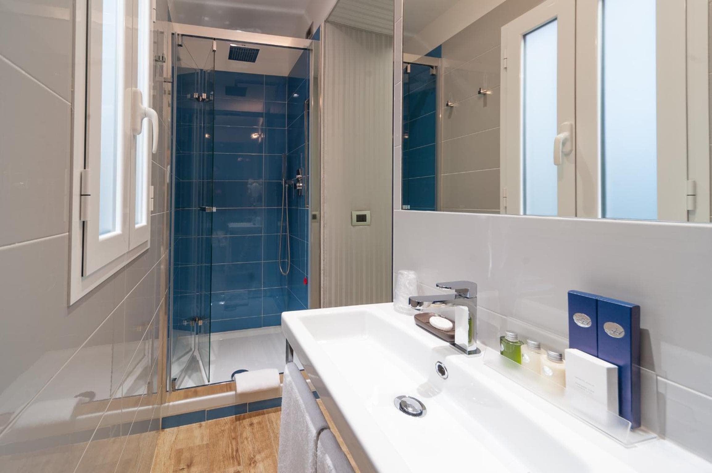 Trevi 41 Hotel — 27
