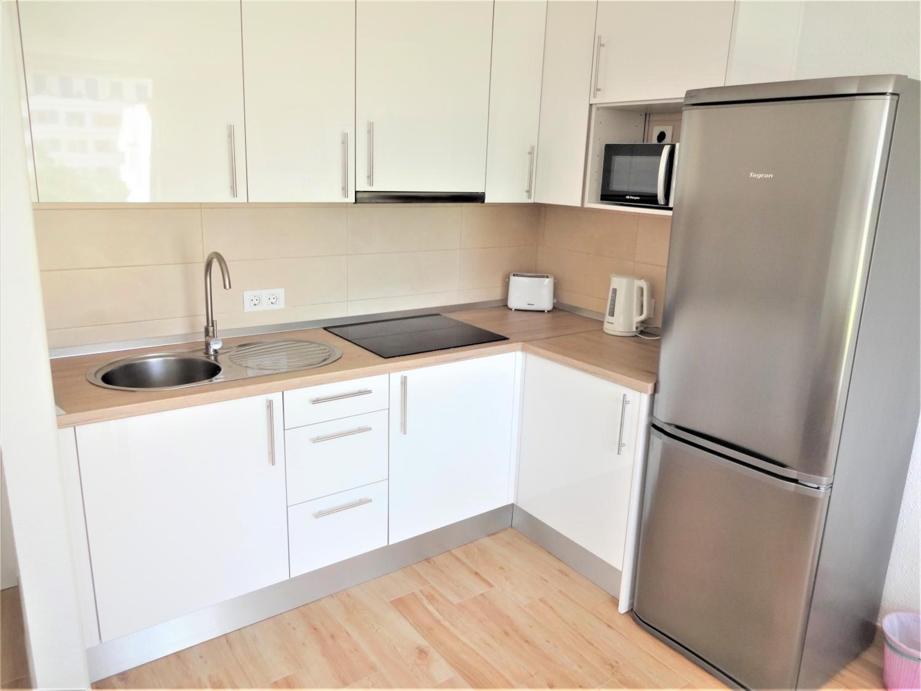 Amazing modern apartment, free WIFI, international TV and VoD, center of Las Americas — 2