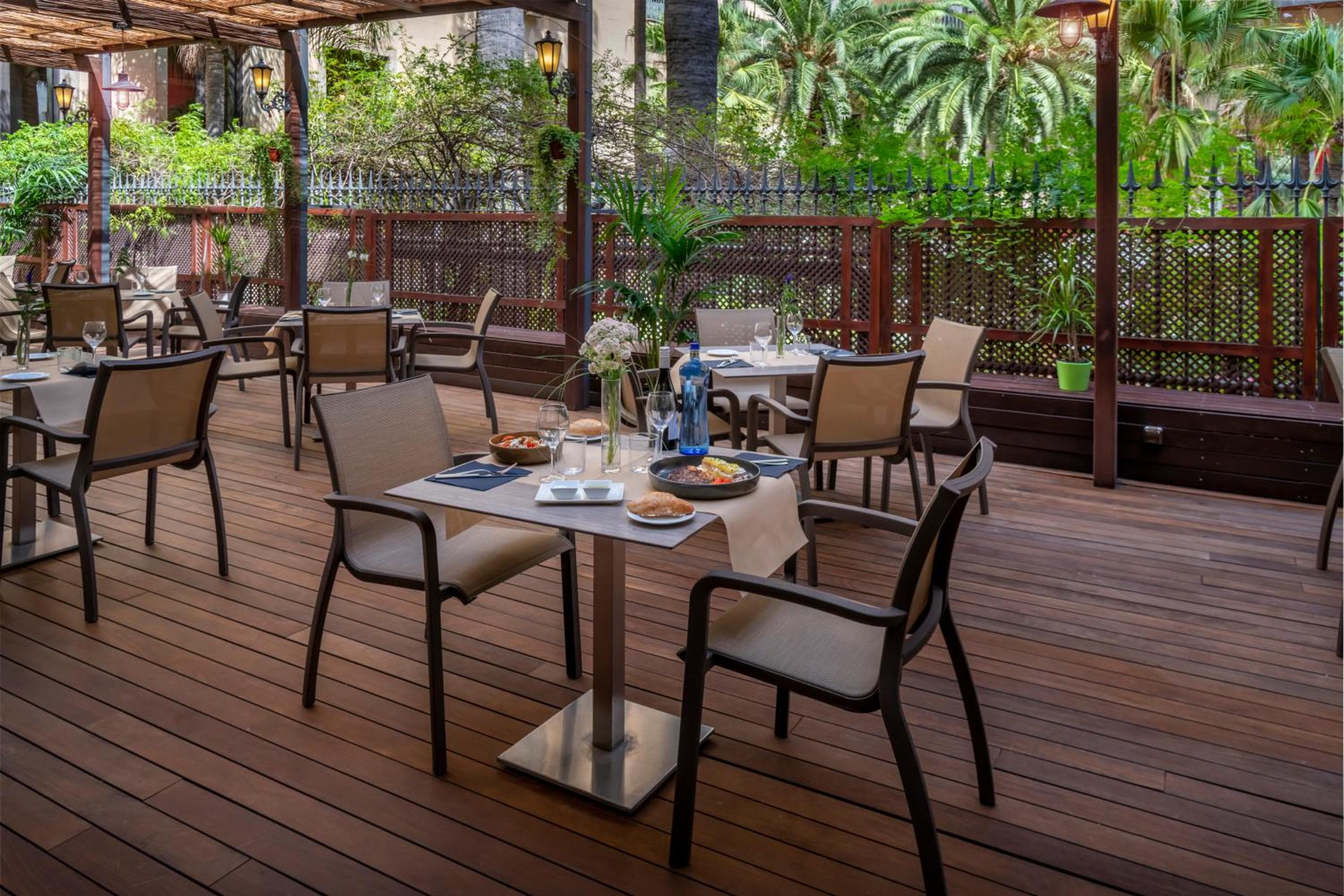 Hotel SERHS Rivoli Rambla — 13