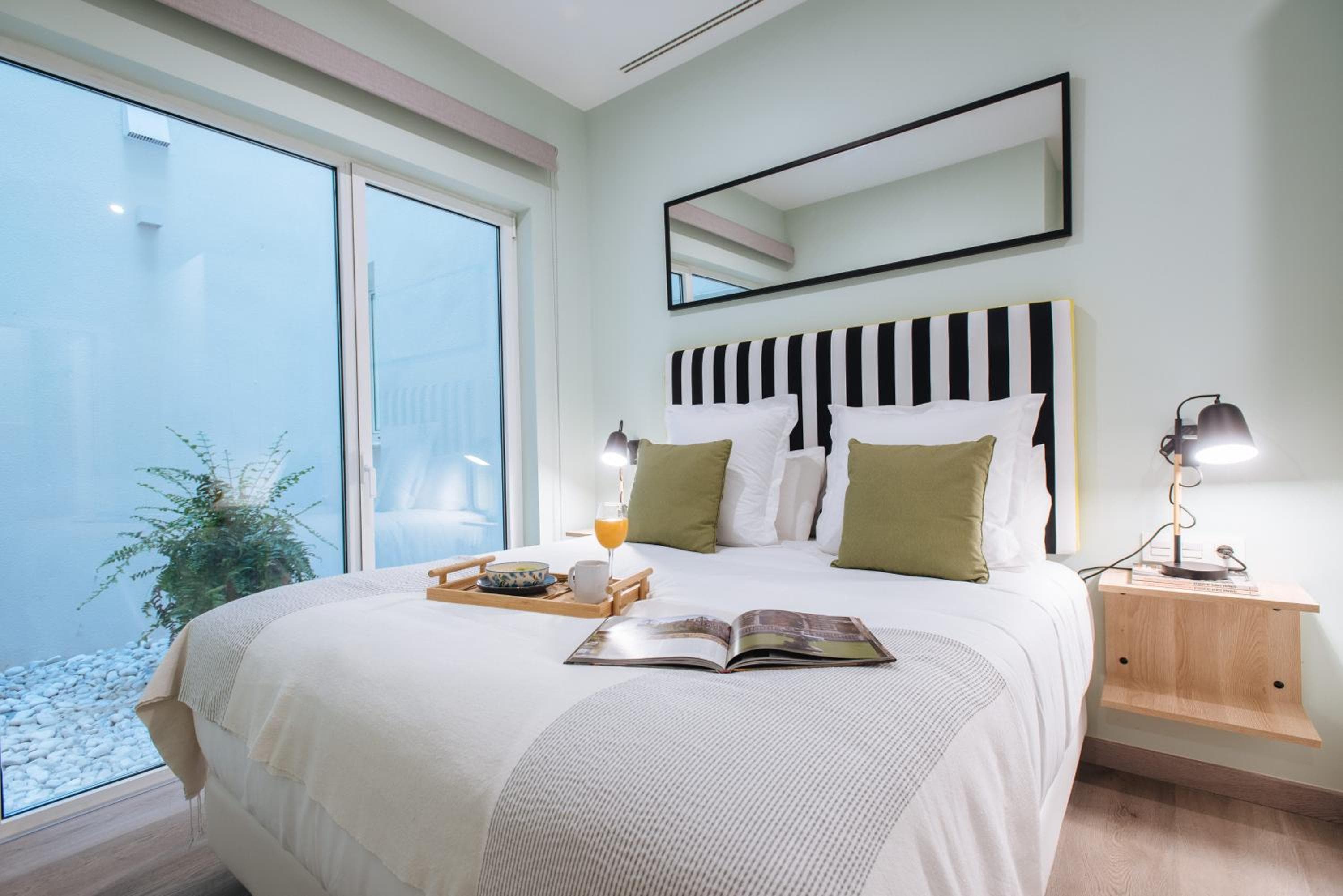 Sercotel Sevilla Guadalquivir Suites — 7