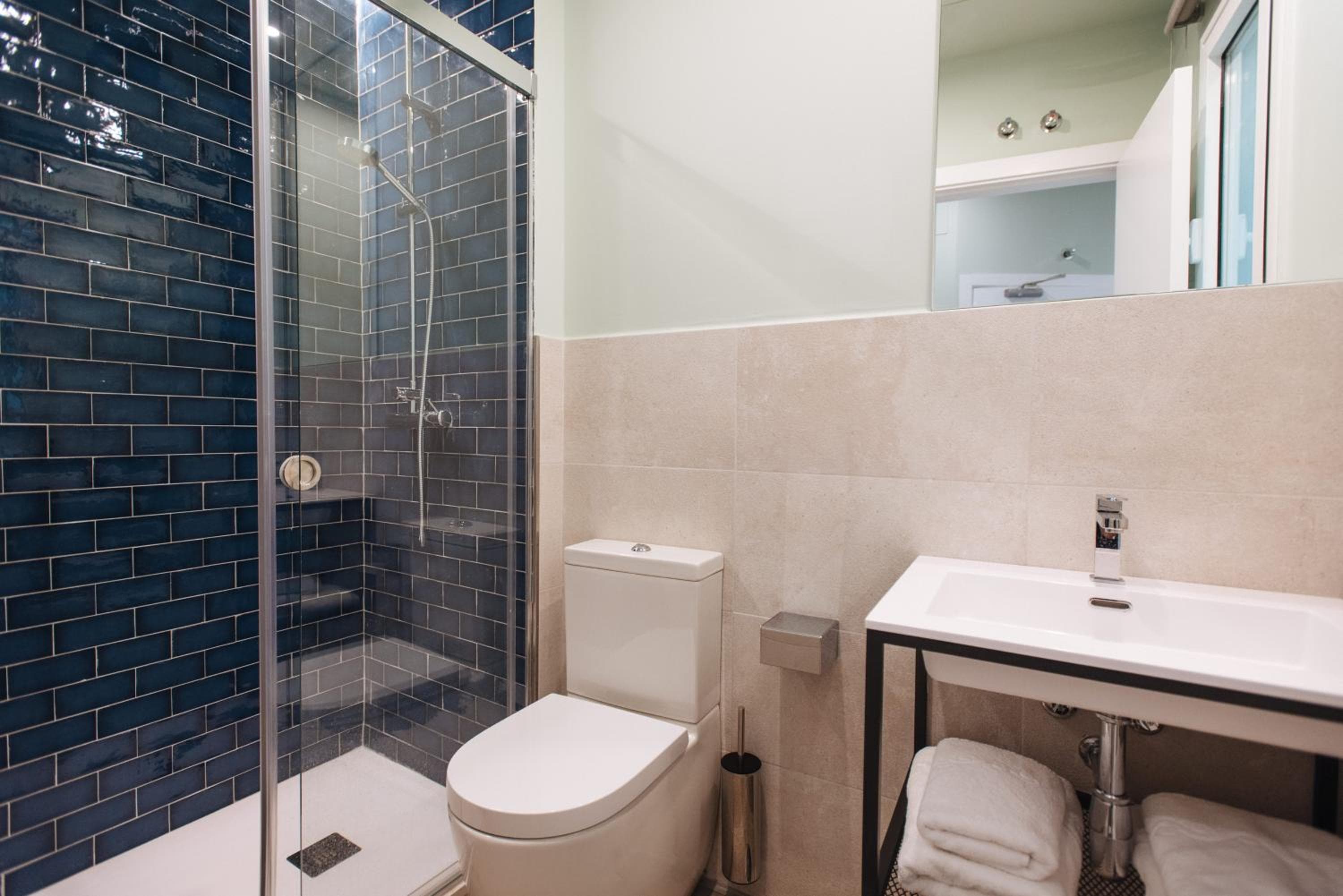 Sercotel Sevilla Guadalquivir Suites — 27