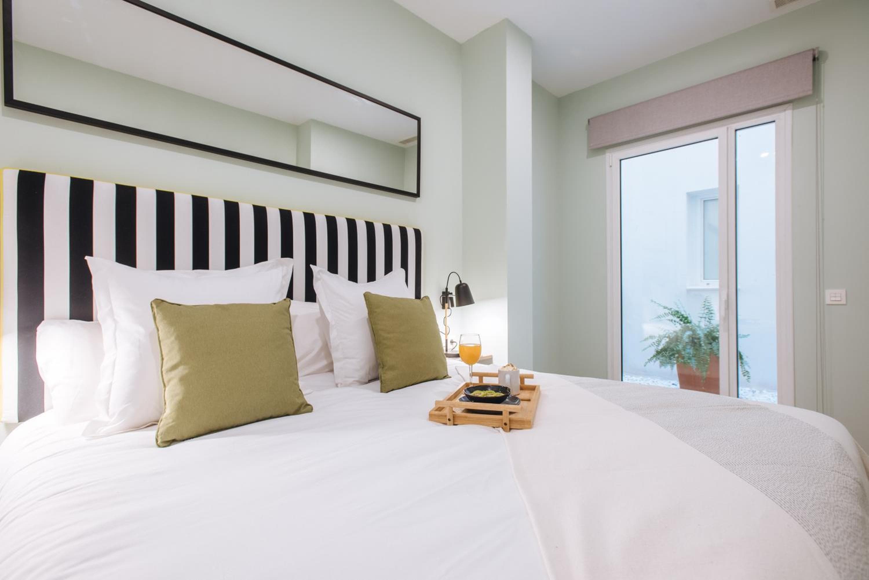 Sercotel Sevilla Guadalquivir Suites — 16