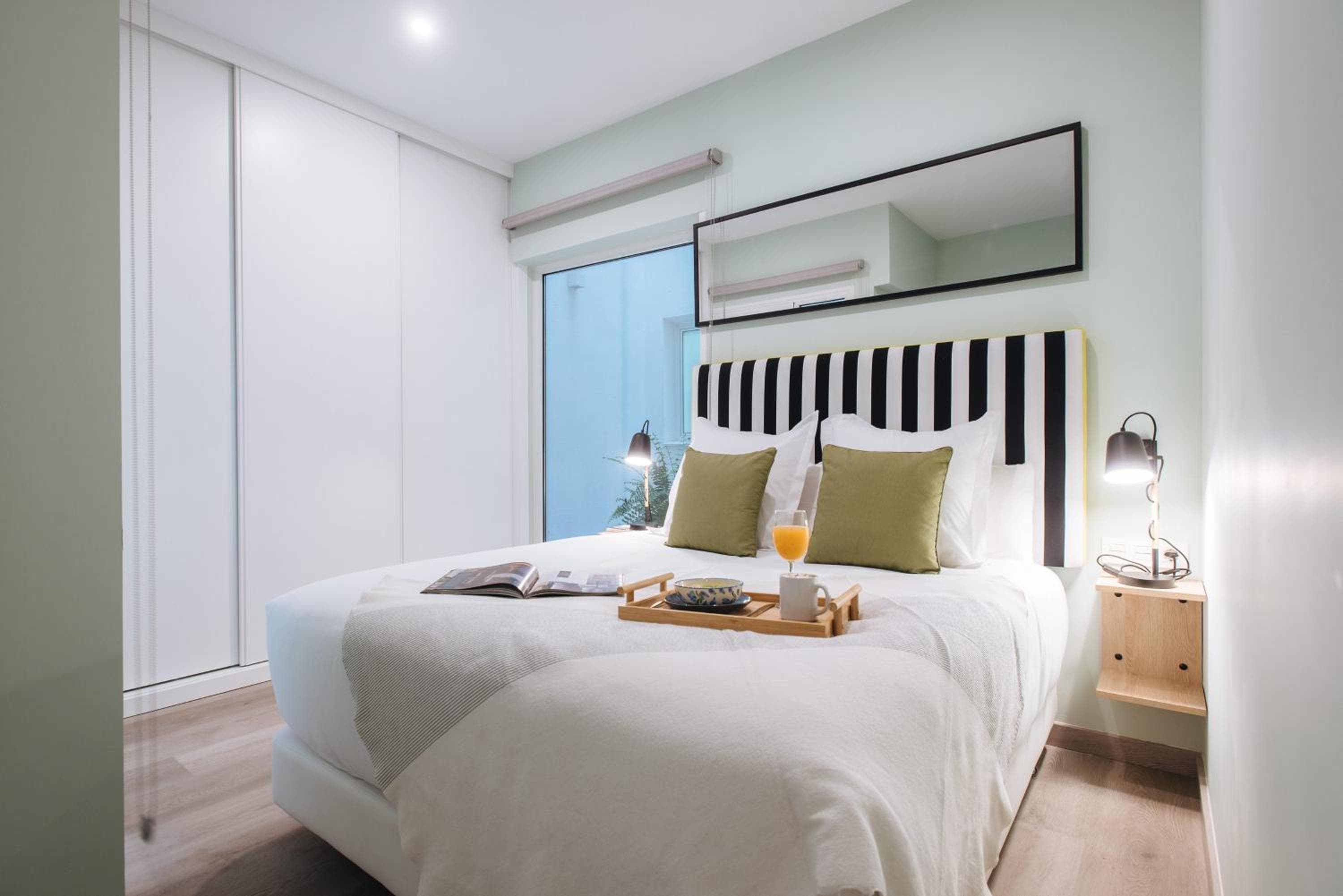 Sercotel Sevilla Guadalquivir Suites — 17
