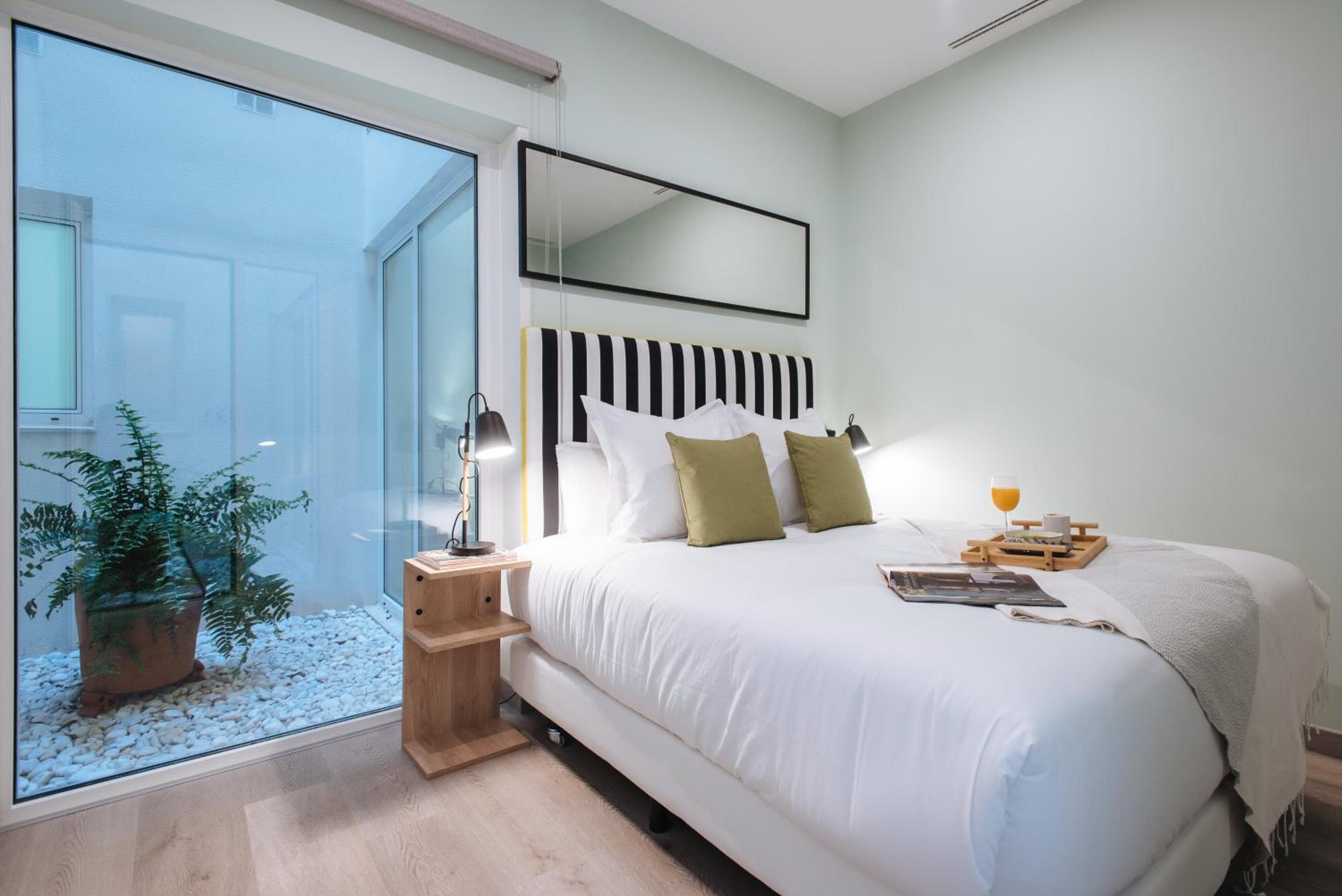 Sercotel Sevilla Guadalquivir Suites — 3