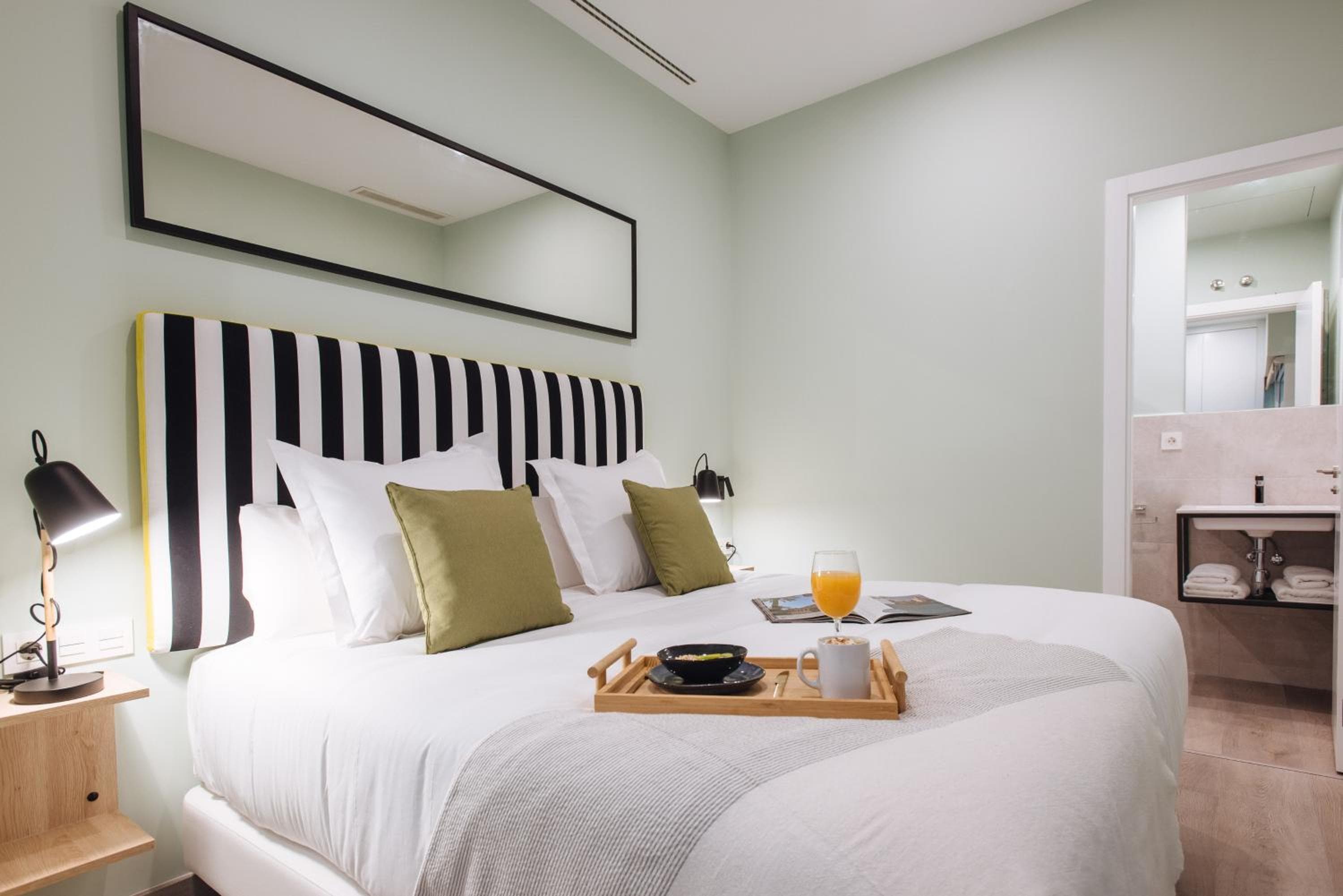 Sercotel Sevilla Guadalquivir Suites — 10