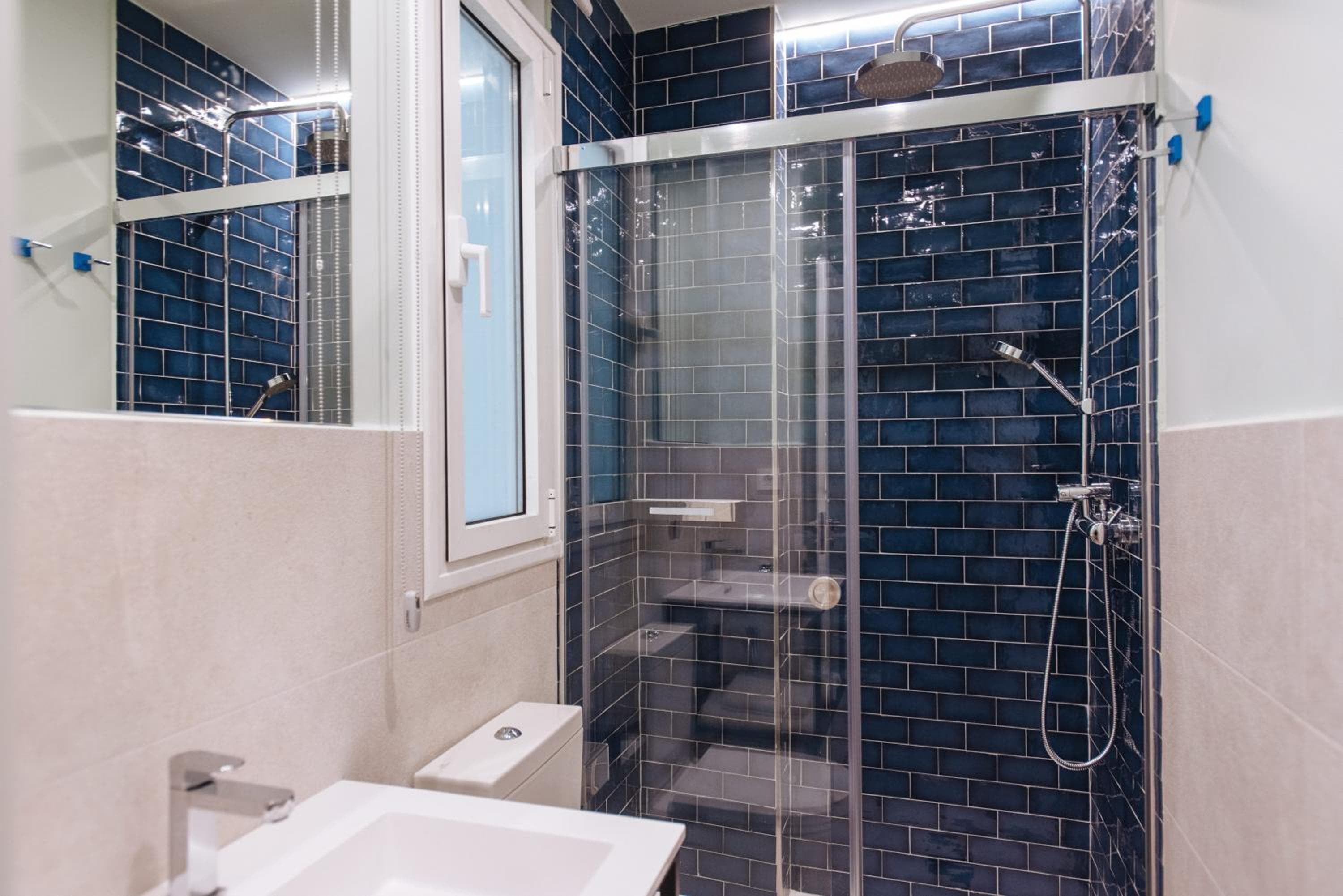 Sercotel Sevilla Guadalquivir Suites — 29