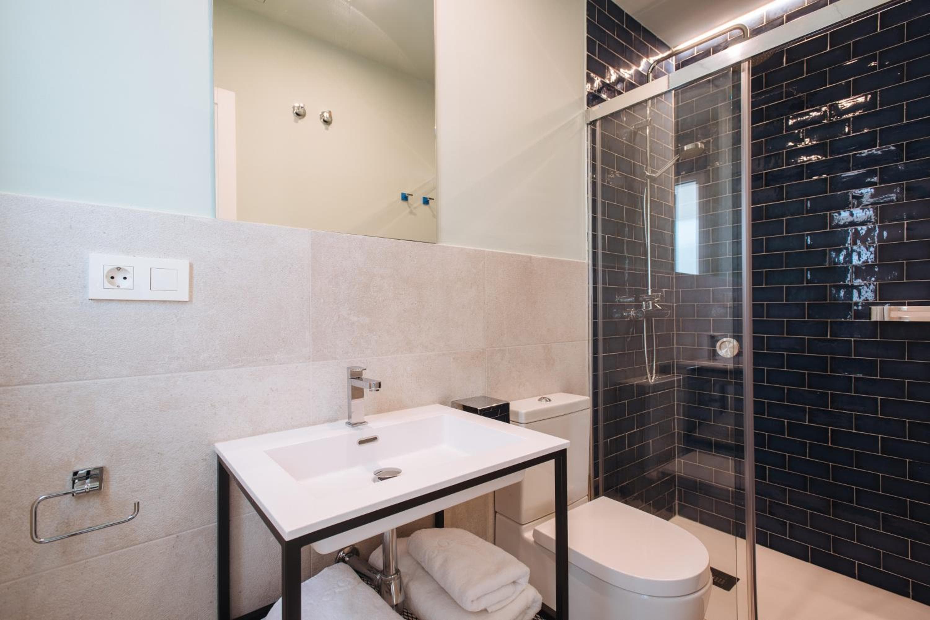 Sercotel Sevilla Guadalquivir Suites — 18