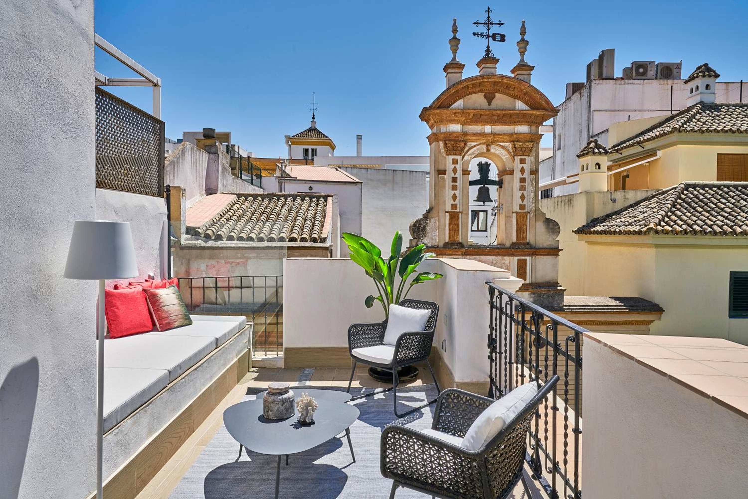Vincci Molviedro Suites Apartments — 5