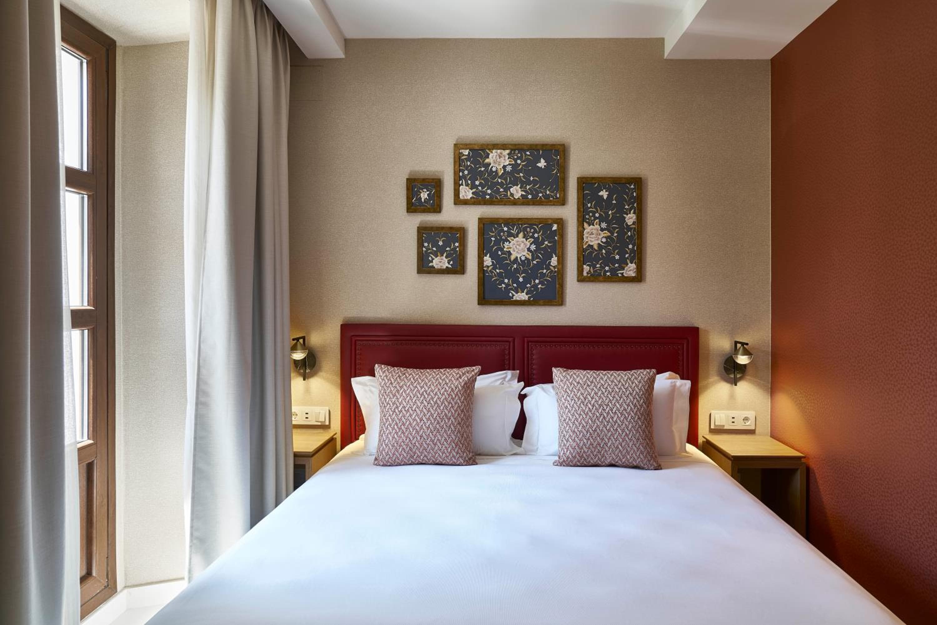 Vincci Molviedro Suites Apartments — 18