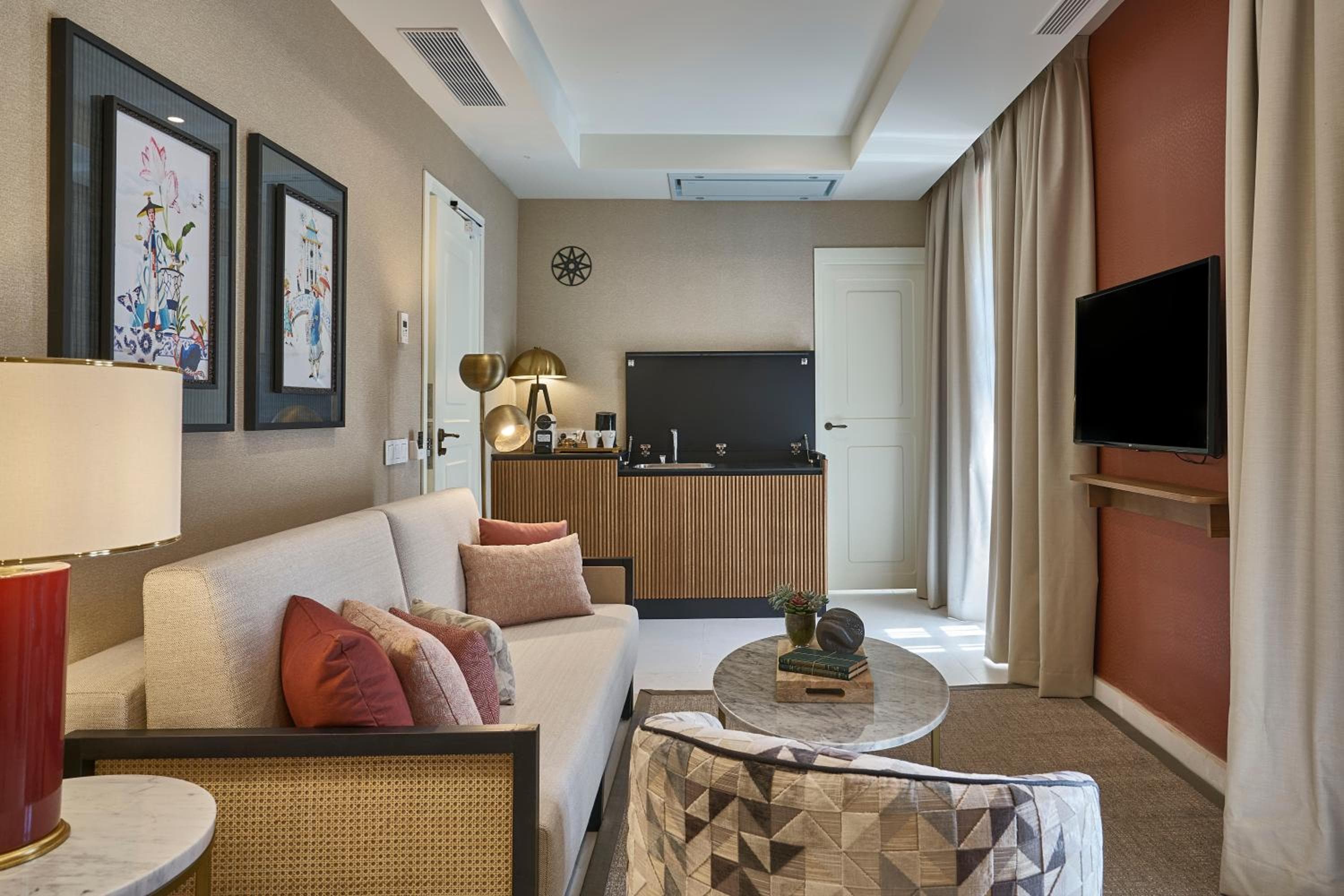 Vincci Molviedro Suites Apartments — 12