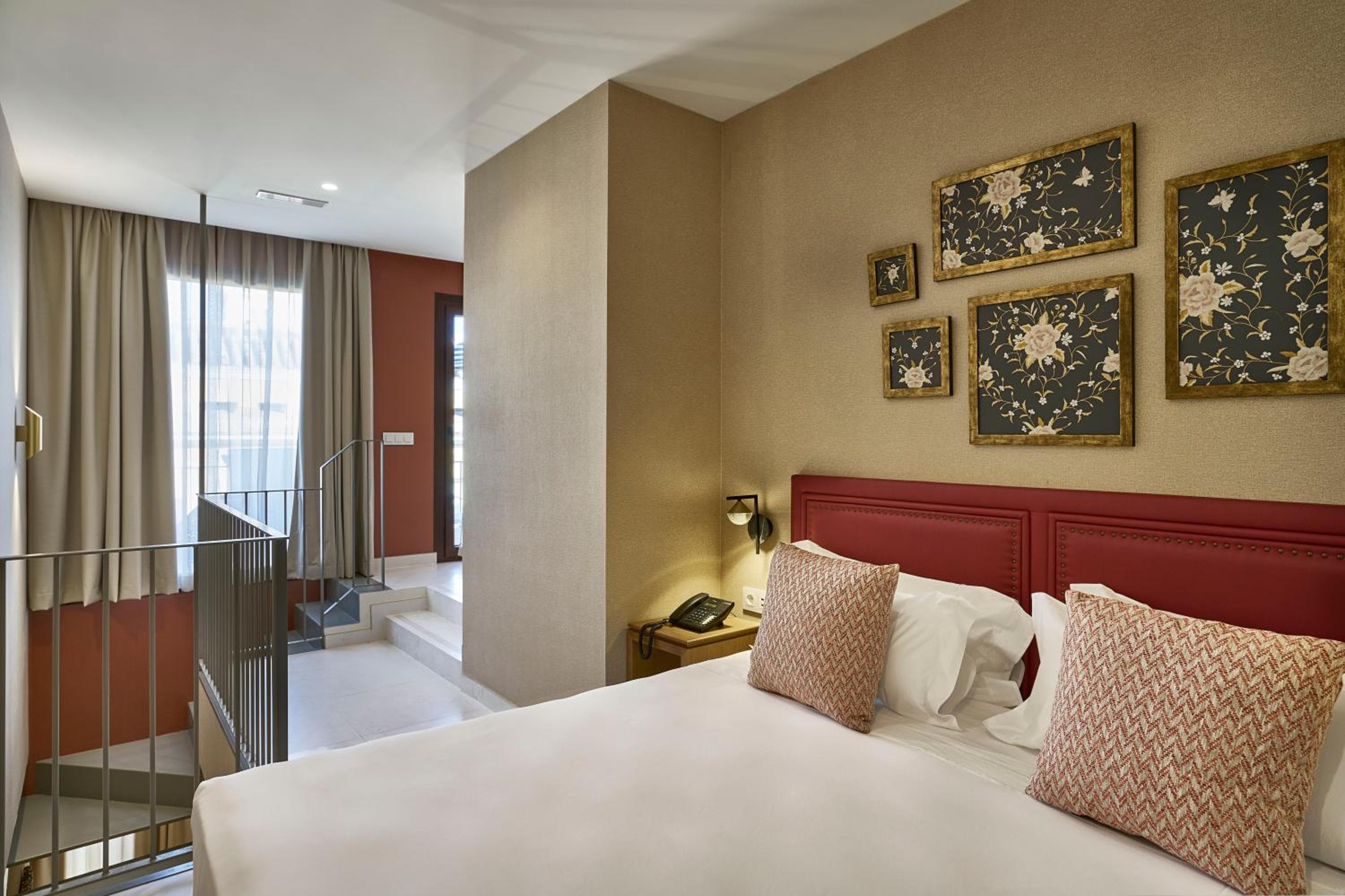 Vincci Molviedro Suites Apartments — 14