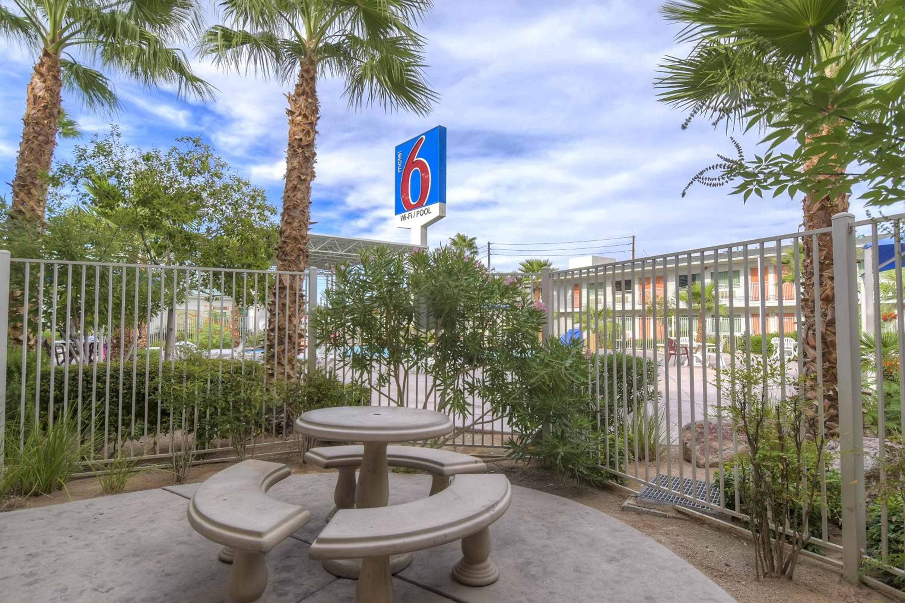 Studio 6 Suites Las Vegas, NV - Tropicana — 18